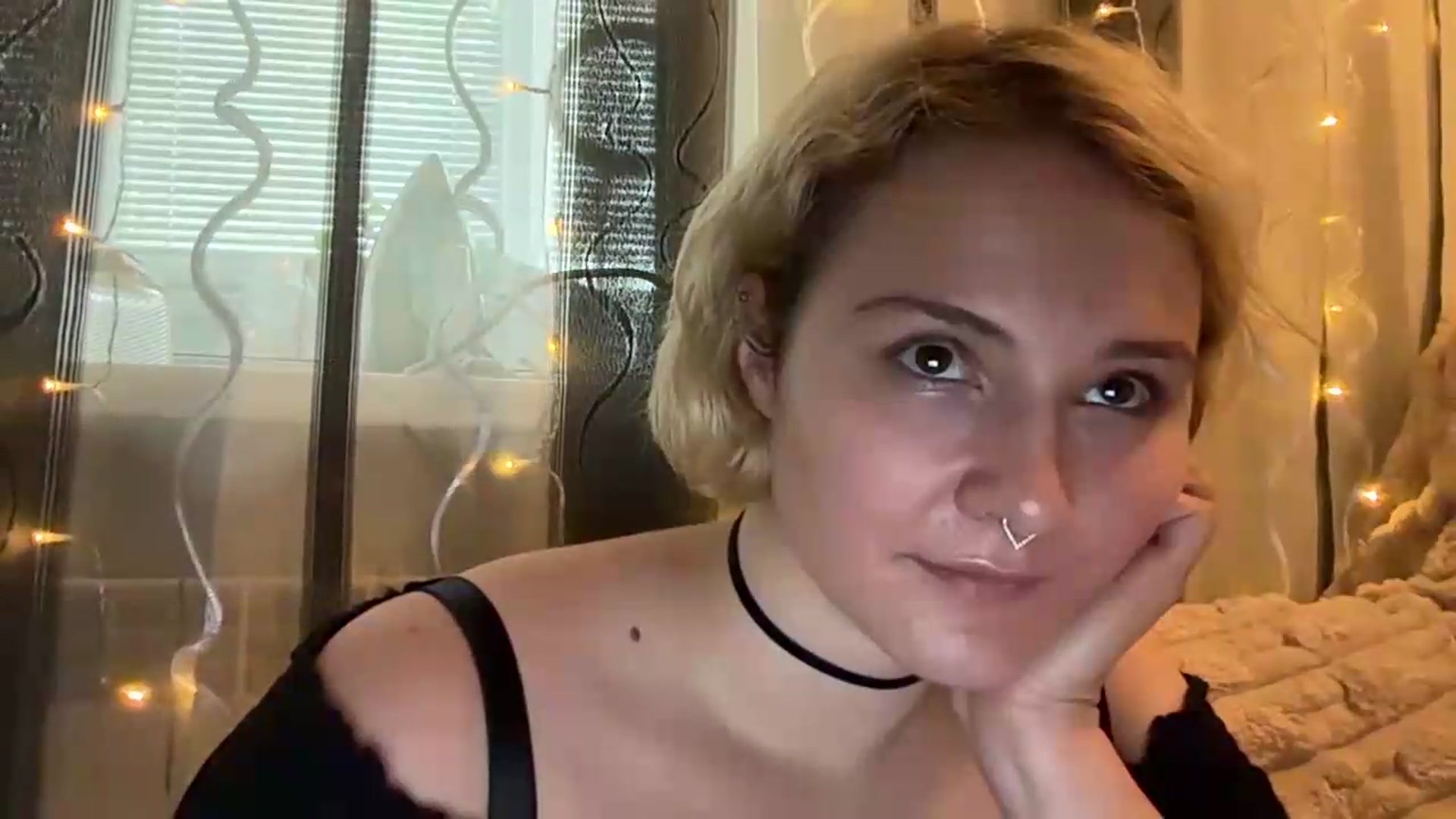 Gallery image thumbnail from EvaSmile's myfreecams stream on, 08/07/2026, 14:04 image 12 of 20