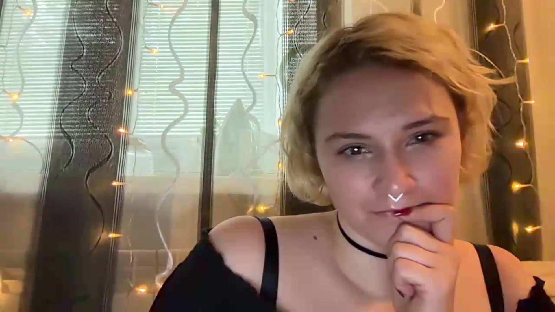 Gallery image thumbnail from EvaSmile's myfreecams stream on, 08/07/2026, 14:04 image 9 of 20