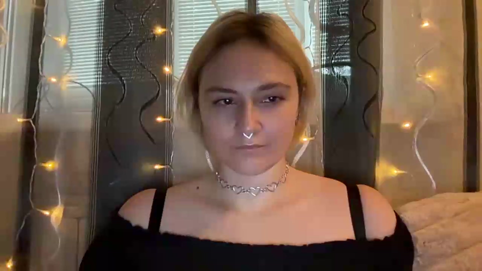 Gallery image thumbnail from EvaSmile's myfreecams stream on, 08/08/2026, 13:55 image 14 of 20