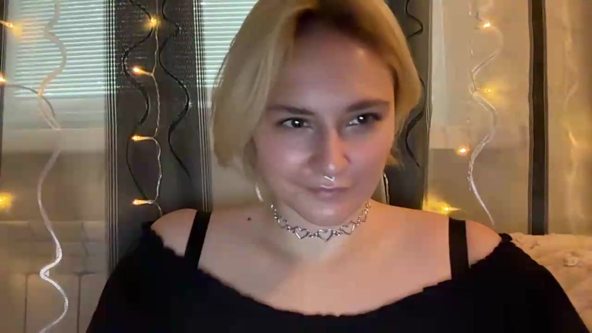 Gallery image thumbnail from EvaSmile's myfreecams stream on, 08/08/2026, 13:55 image 18 of 20