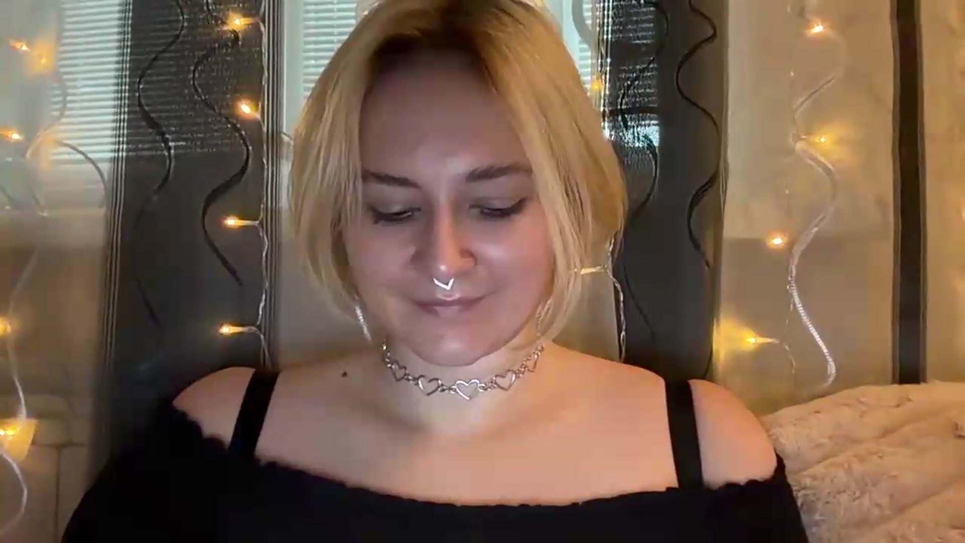 Gallery image thumbnail from EvaSmile's myfreecams stream on, 08/08/2026, 13:55 image 15 of 20