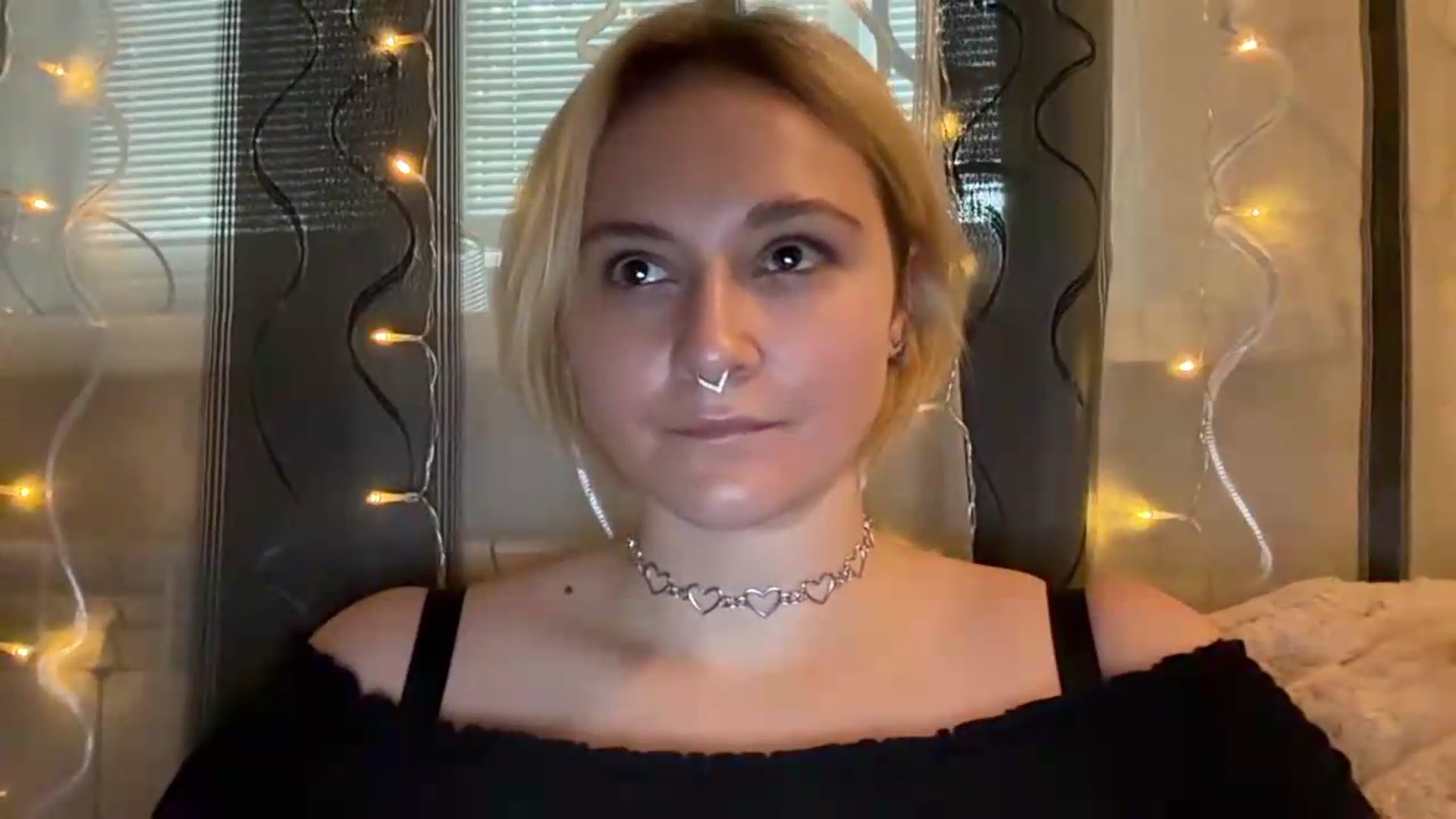 Gallery image thumbnail from EvaSmile's myfreecams stream on, 08/08/2026, 13:55 image 17 of 20