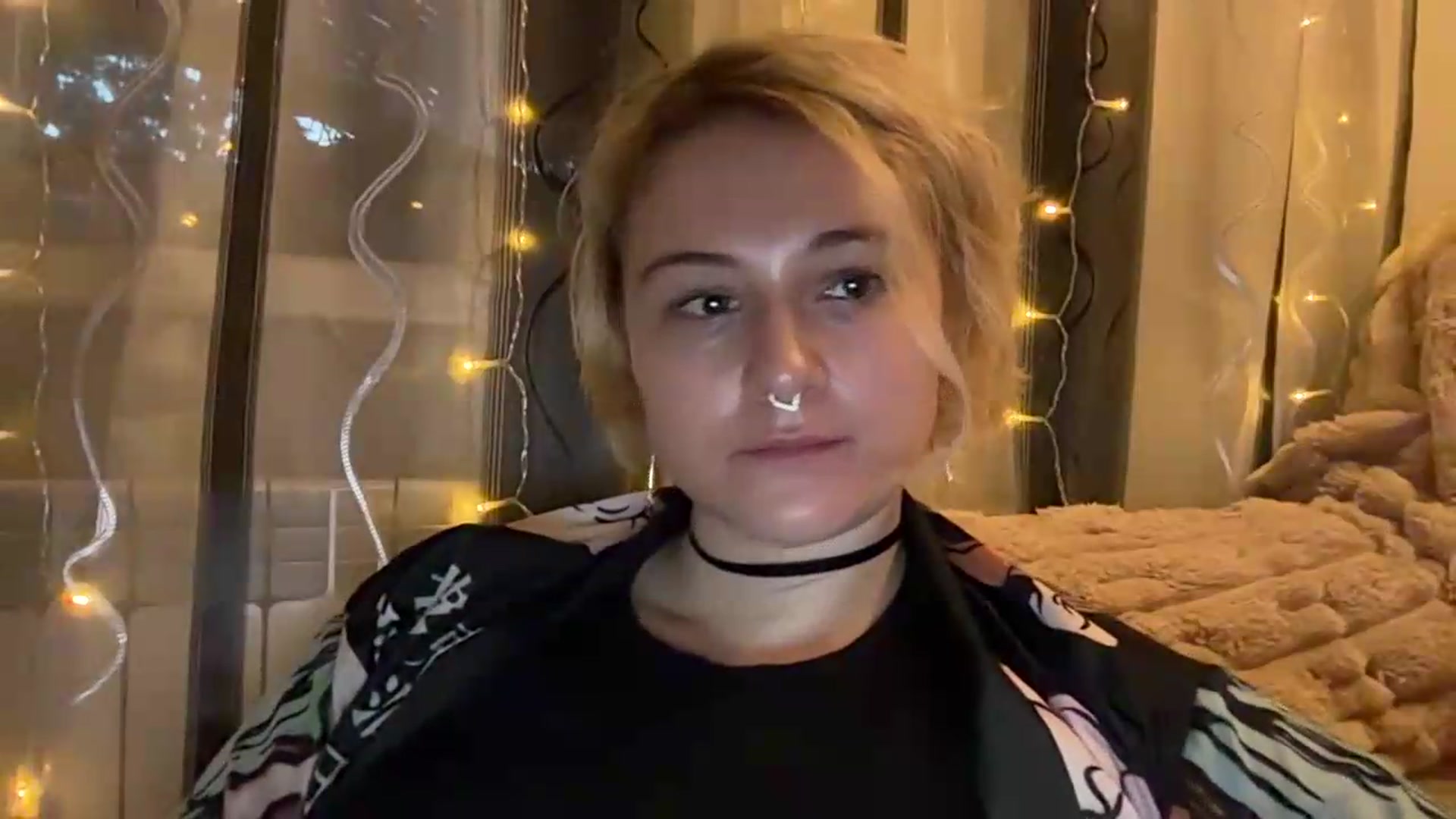Gallery image thumbnail from EvaSmile's myfreecams stream on, 08/10/2026, 19:10 image 2 of 20