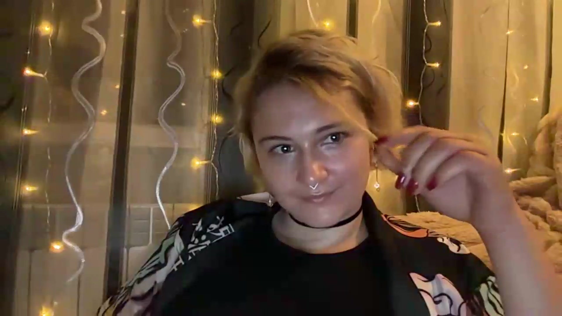 Gallery image thumbnail from EvaSmile's myfreecams stream on, 08/10/2026, 19:10 image 8 of 20
