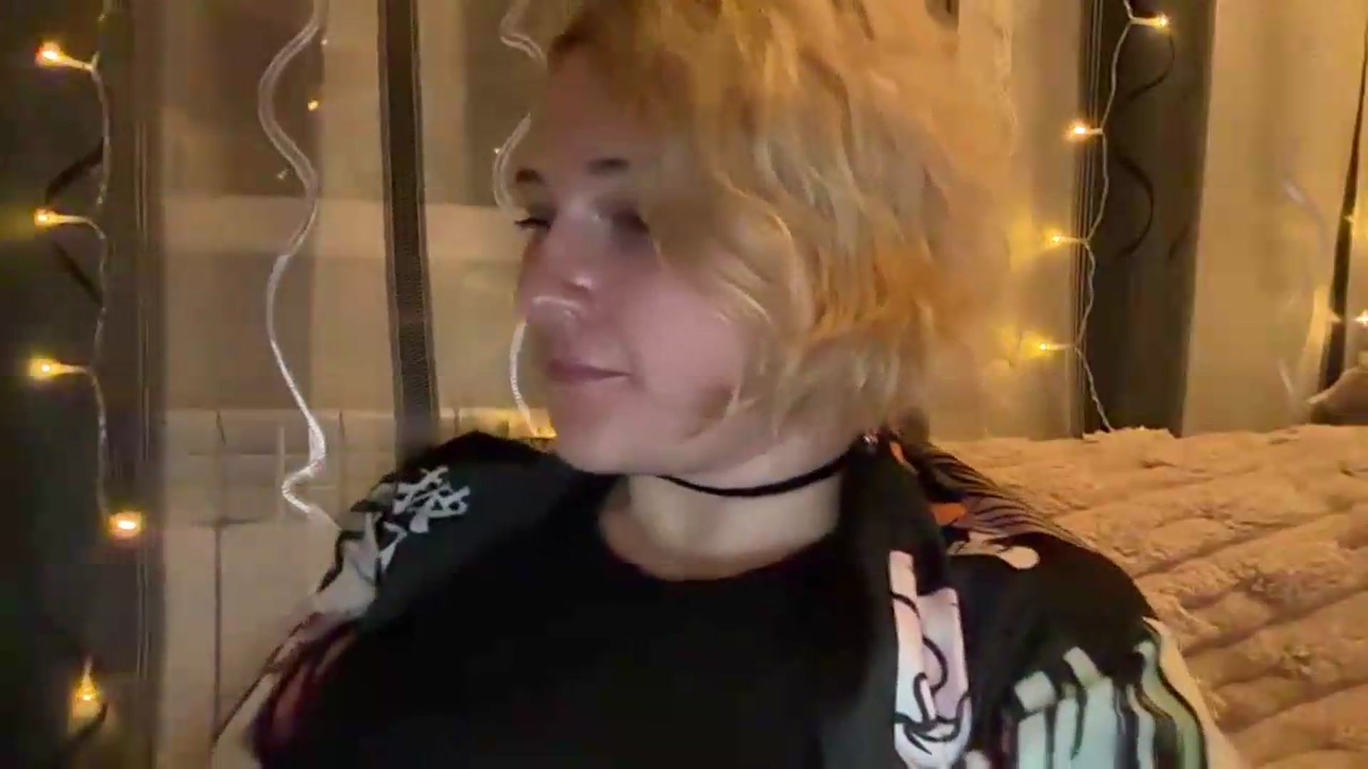 Gallery image thumbnail from EvaSmile's myfreecams stream on, 08/10/2026, 19:10 image 20 of 20