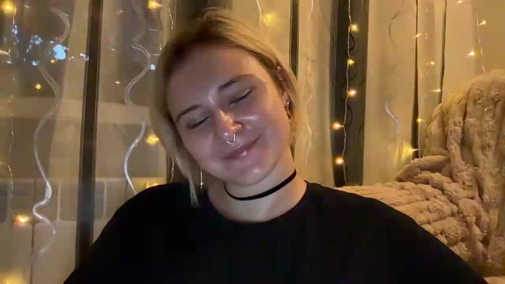 Gallery image thumbnail from EvaSmile's myfreecams stream on, 08/11/2026, 18:38 image 5 of 20
