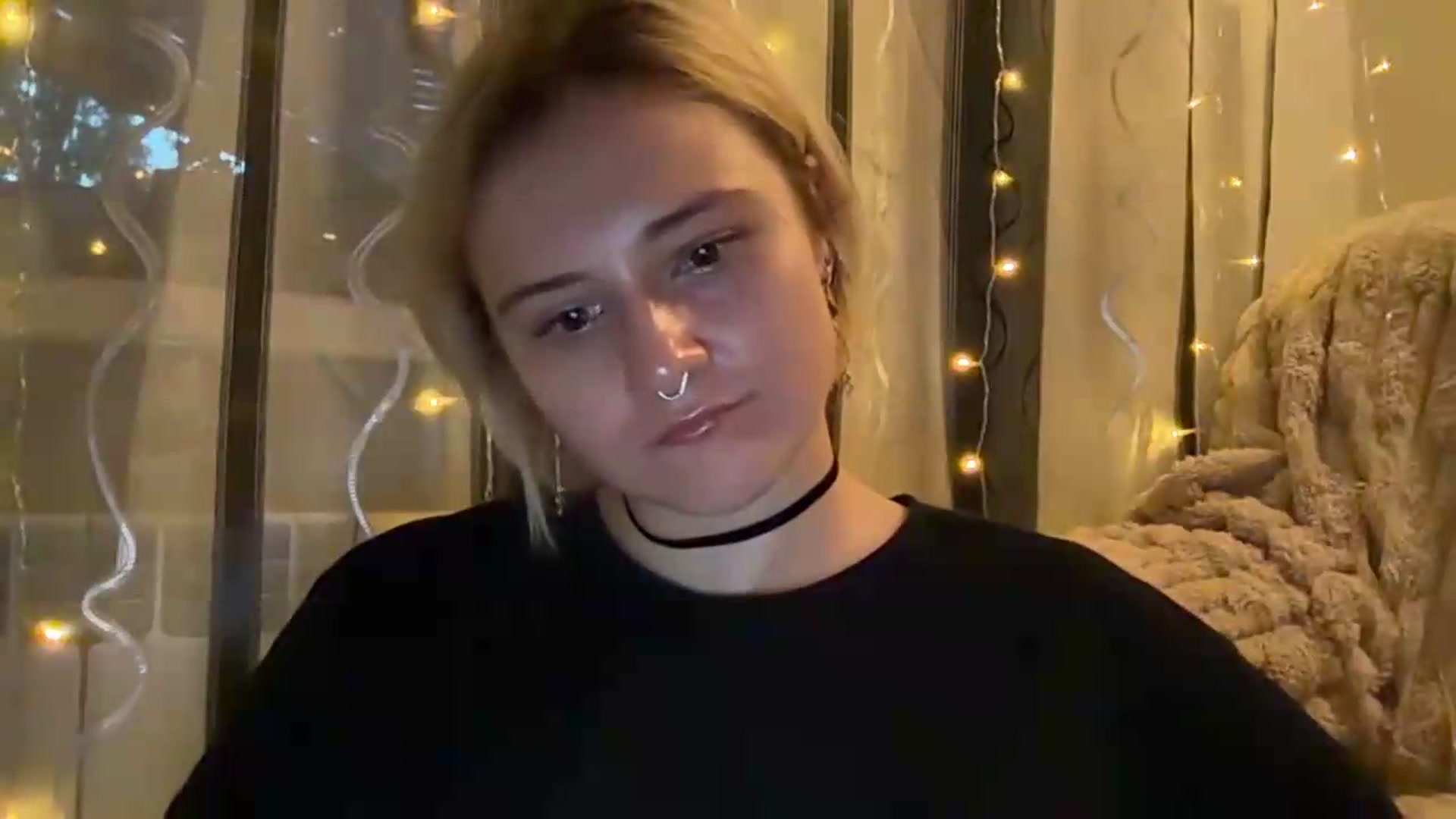 Gallery image thumbnail from EvaSmile's myfreecams stream on, 08/11/2026, 18:38 image 4 of 20