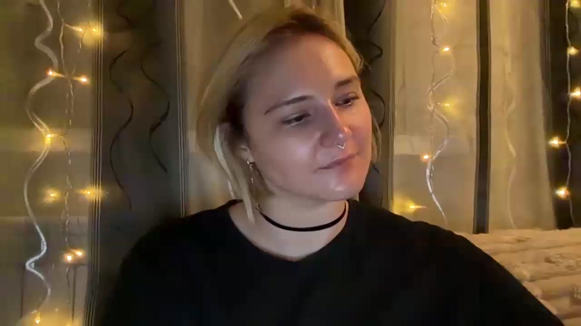 Gallery image thumbnail from EvaSmile's myfreecams stream on, 08/11/2026, 18:38 image 15 of 20