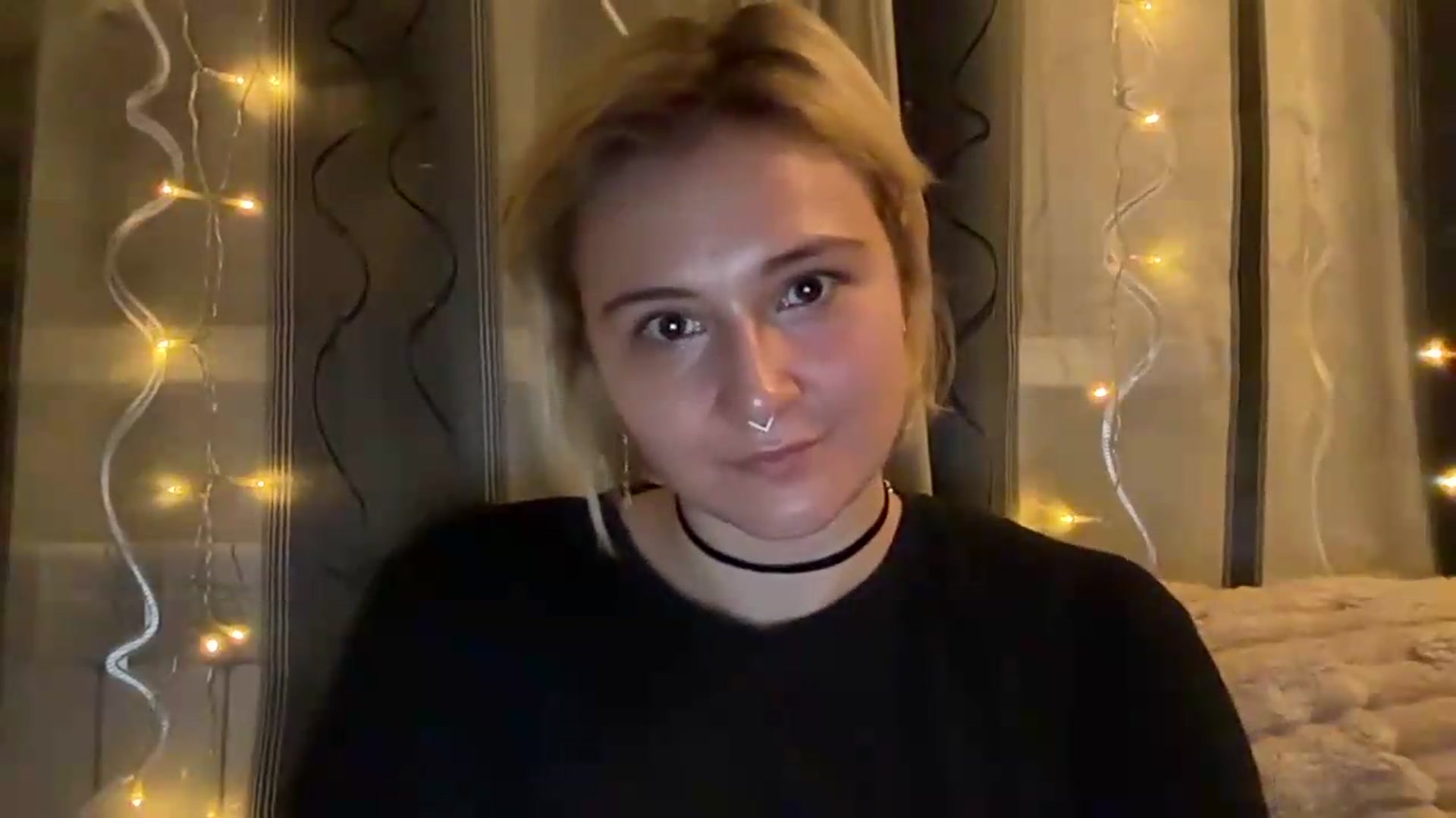 Gallery image thumbnail from EvaSmile's myfreecams stream on, 08/11/2026, 18:38 image 14 of 20