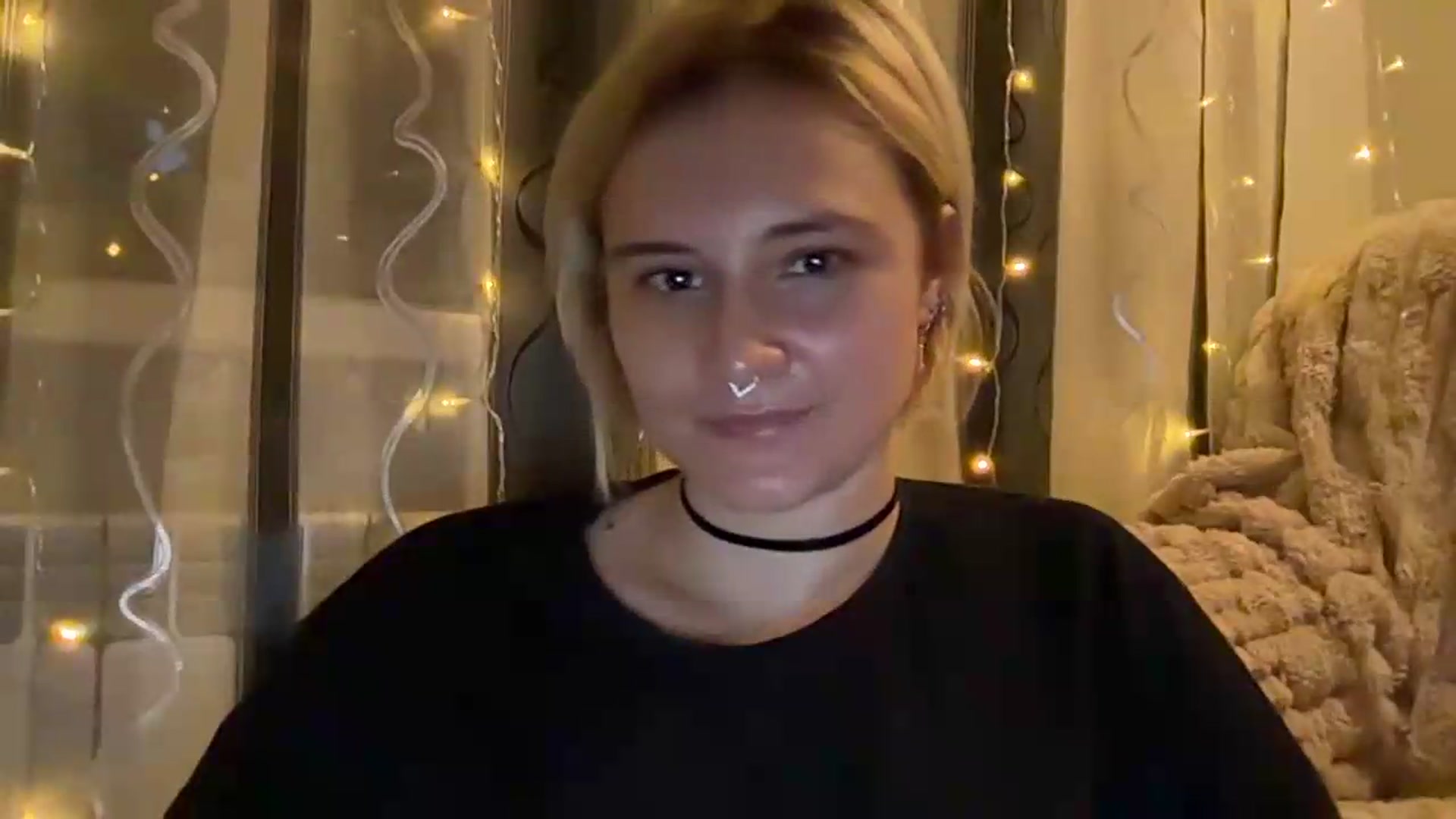 Gallery image thumbnail from EvaSmile's myfreecams stream on, 08/11/2026, 18:38 image 10 of 20