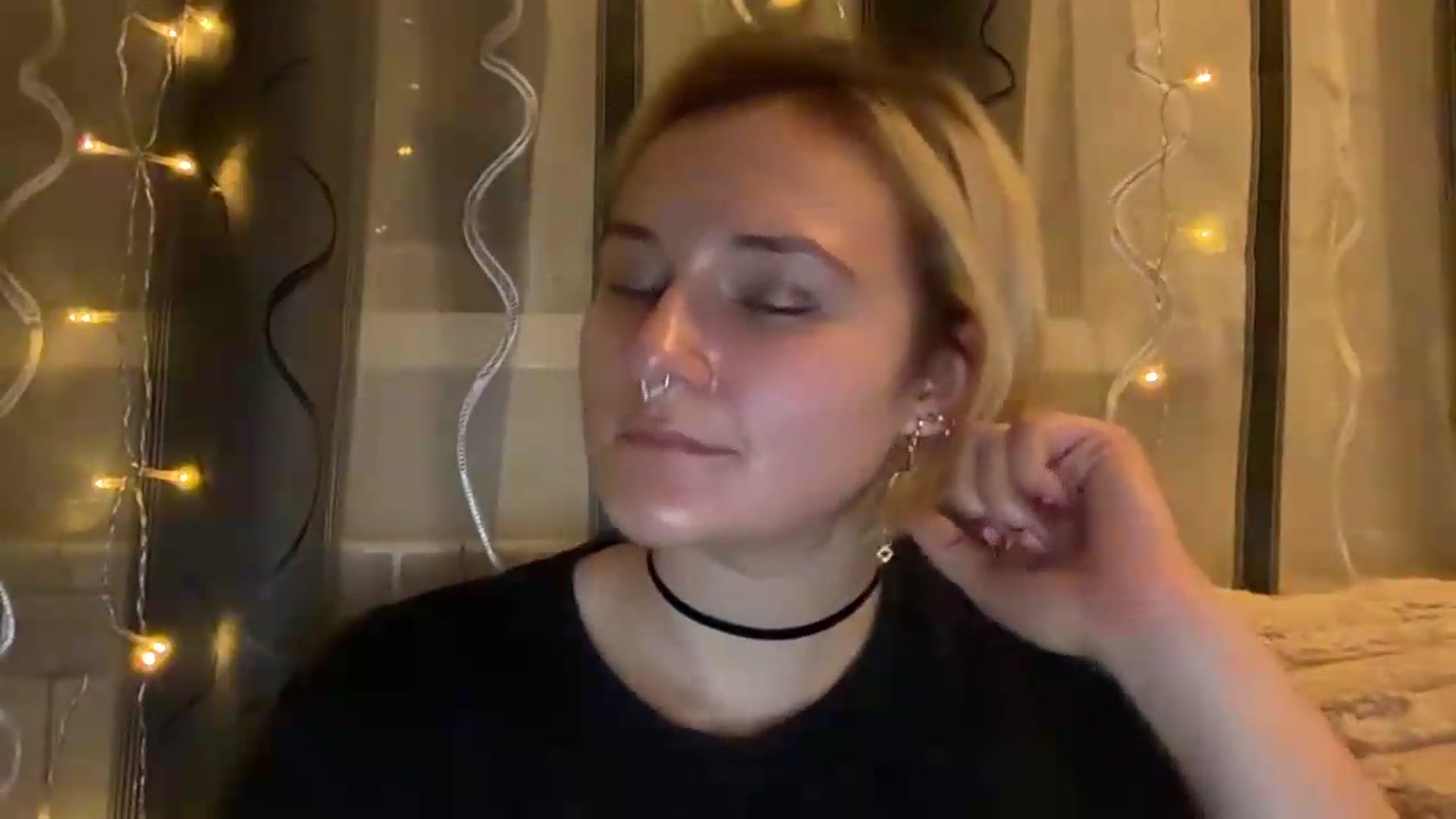 Gallery image thumbnail from EvaSmile's myfreecams stream on, 08/11/2026, 19:11 image 20 of 20