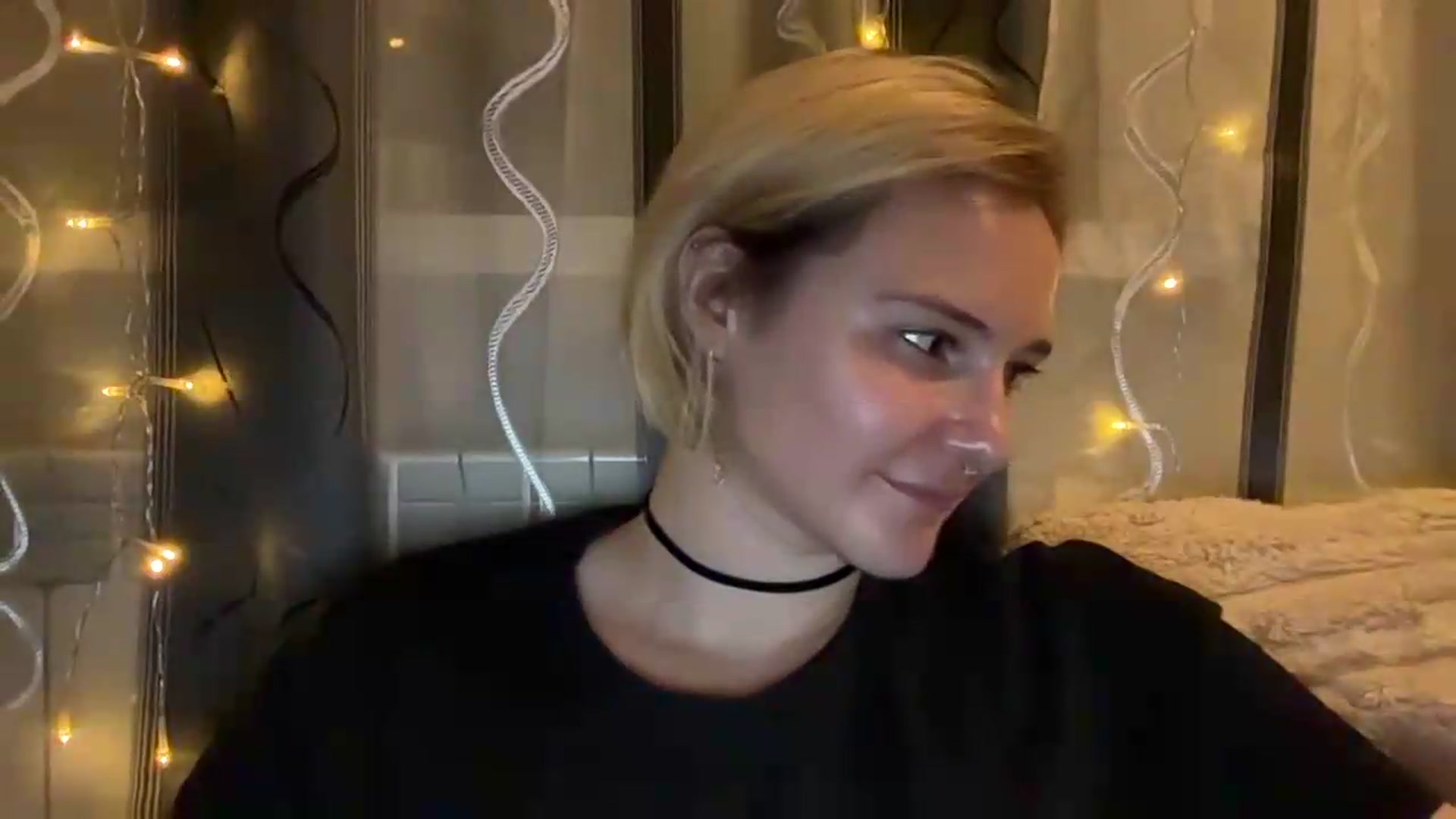 Gallery image thumbnail from EvaSmile's myfreecams stream on, 08/11/2026, 19:11 image 8 of 20