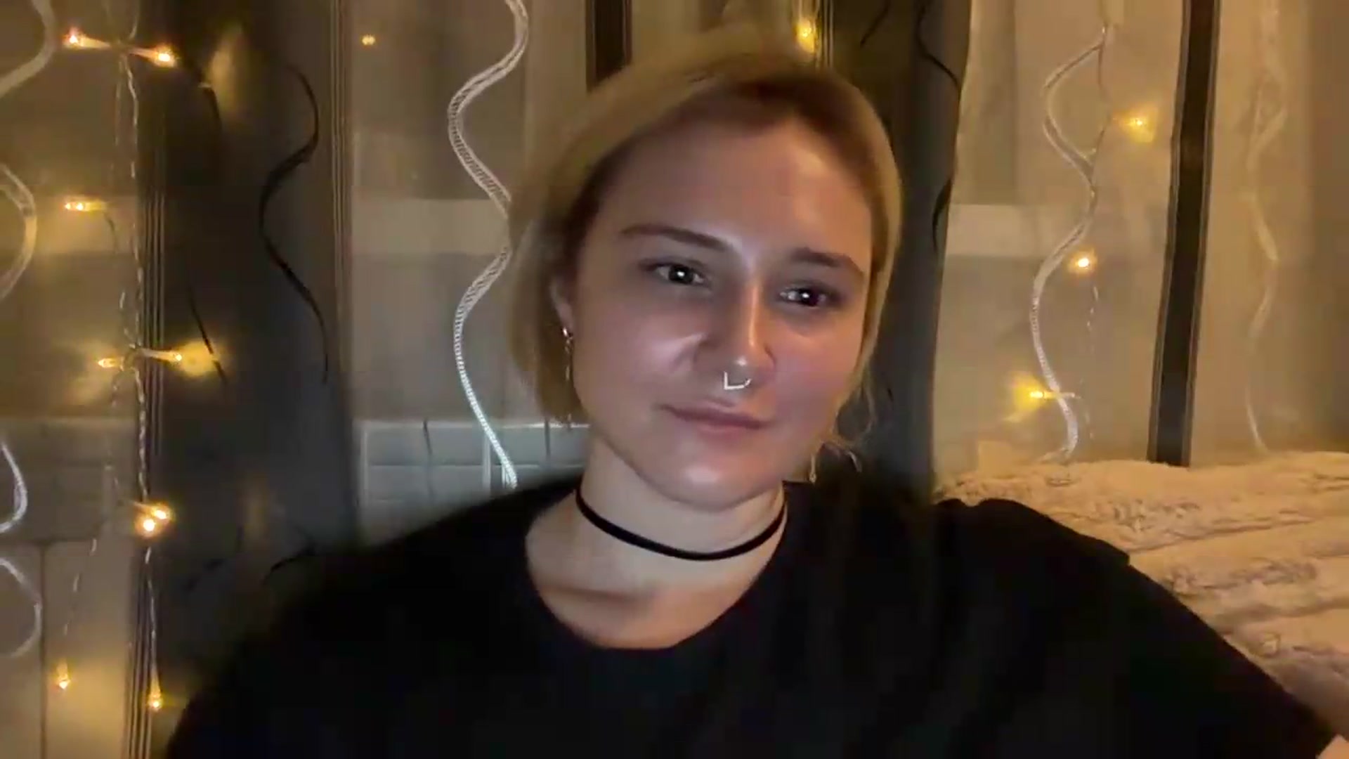 Gallery image thumbnail from EvaSmile's myfreecams stream on, 08/11/2026, 19:11 image 16 of 20