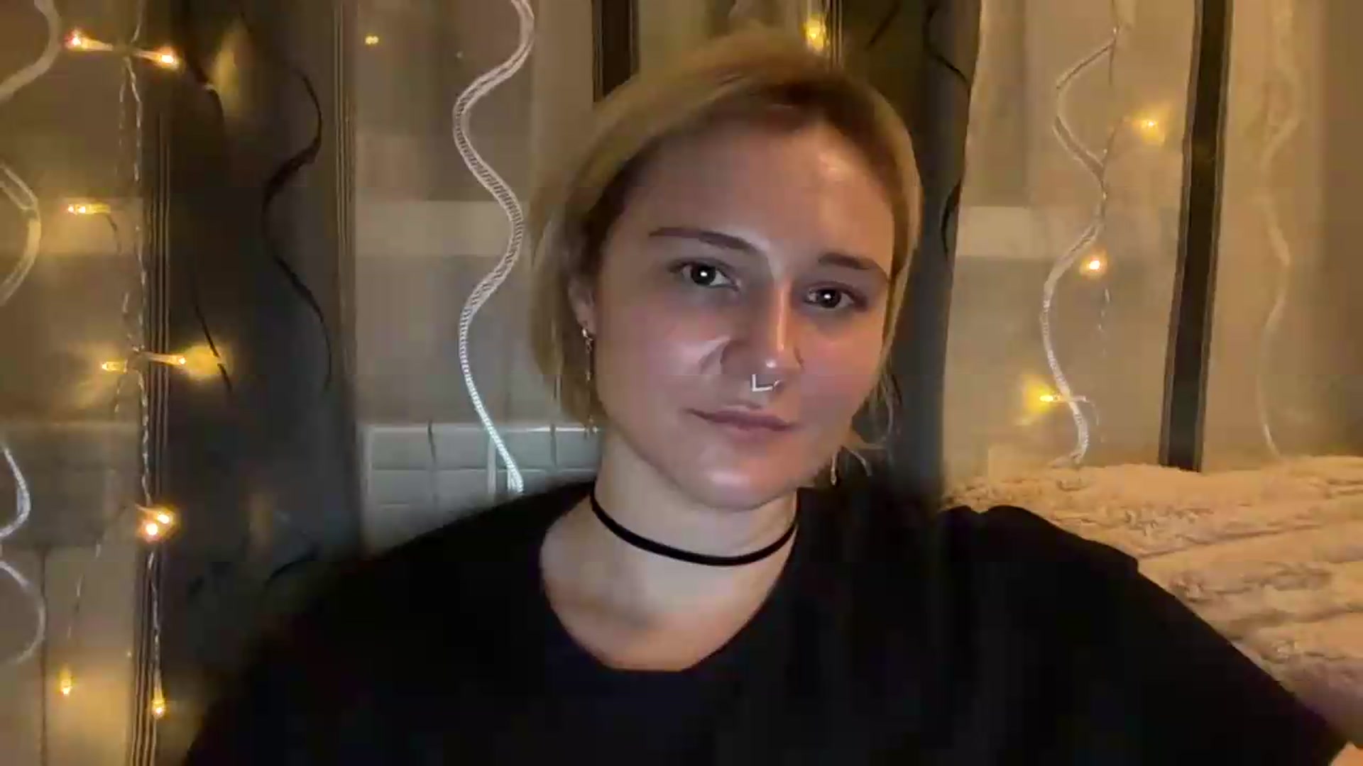 Gallery image thumbnail from EvaSmile's myfreecams stream on, 08/11/2026, 19:11 image 15 of 20