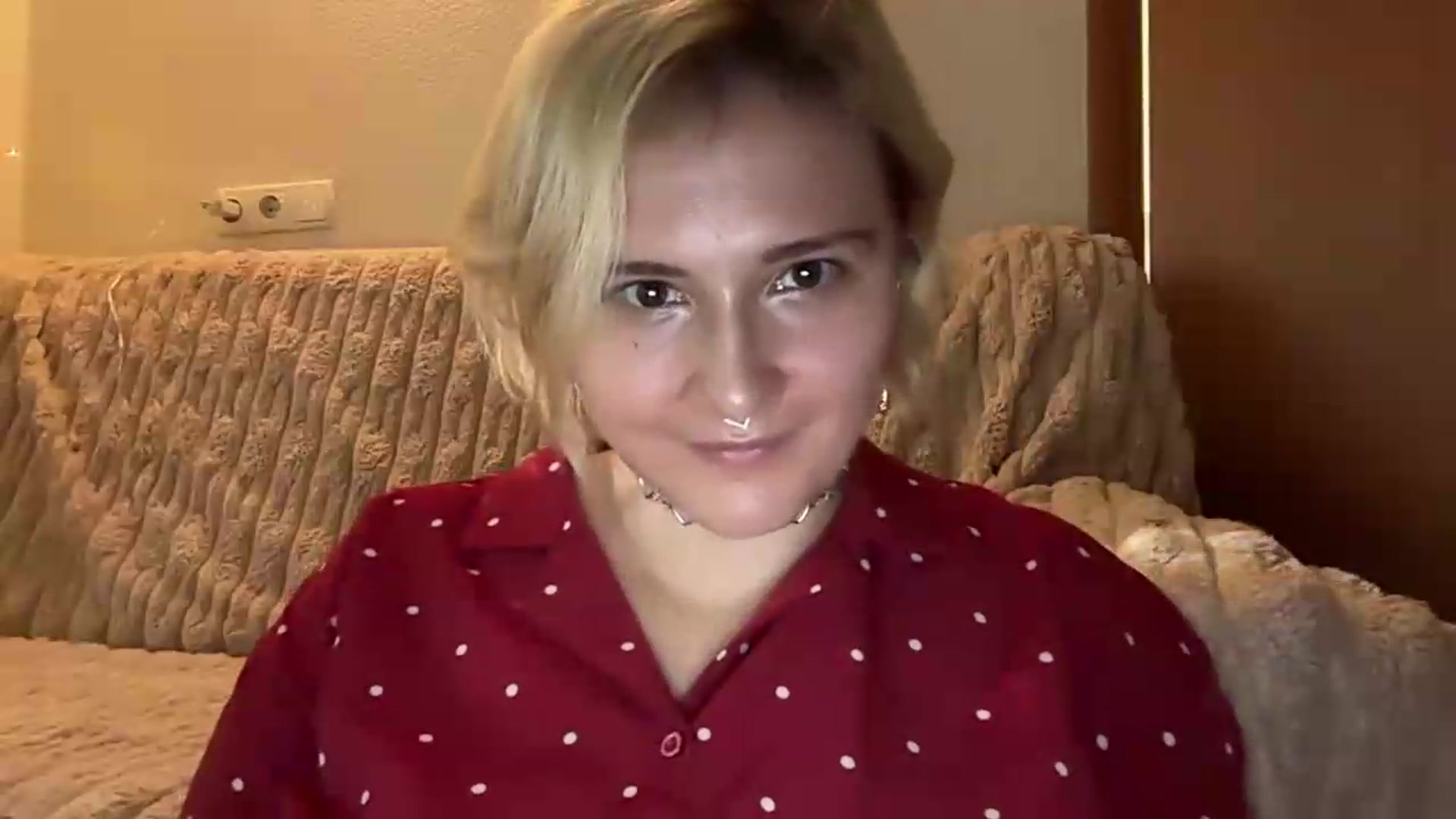 Gallery image thumbnail from EvaSmile's myfreecams stream on, 08/12/2026, 14:29 image 19 of 20