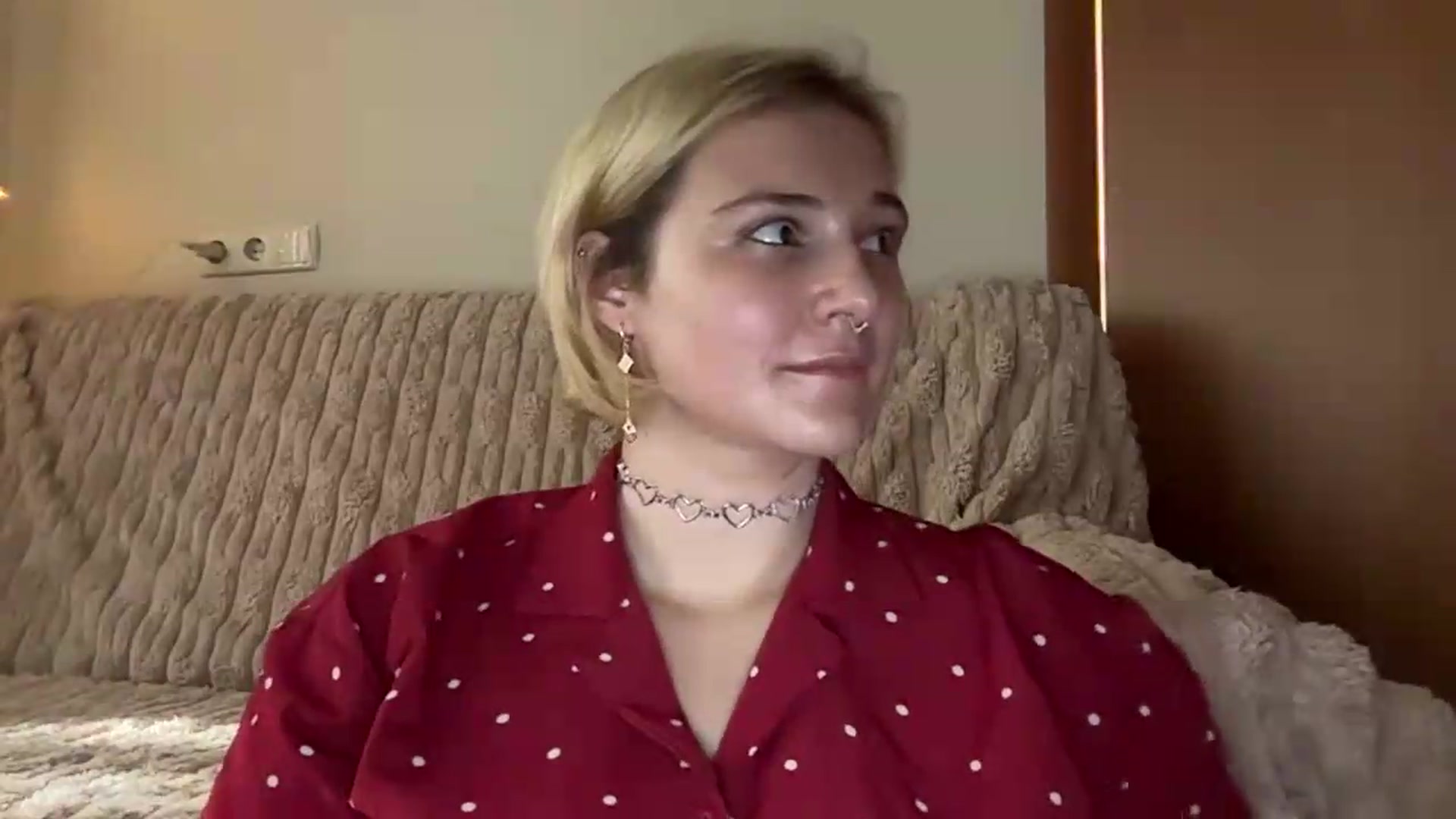 Gallery image thumbnail from EvaSmile's myfreecams stream on, 08/12/2026, 14:29 image 3 of 20