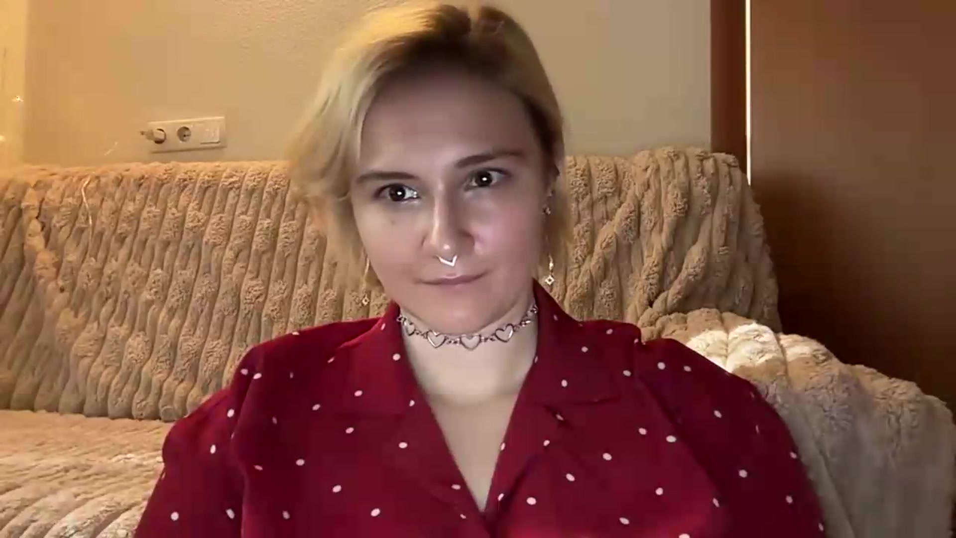 Gallery image thumbnail from EvaSmile's myfreecams stream on, 08/12/2026, 14:29 image 11 of 20