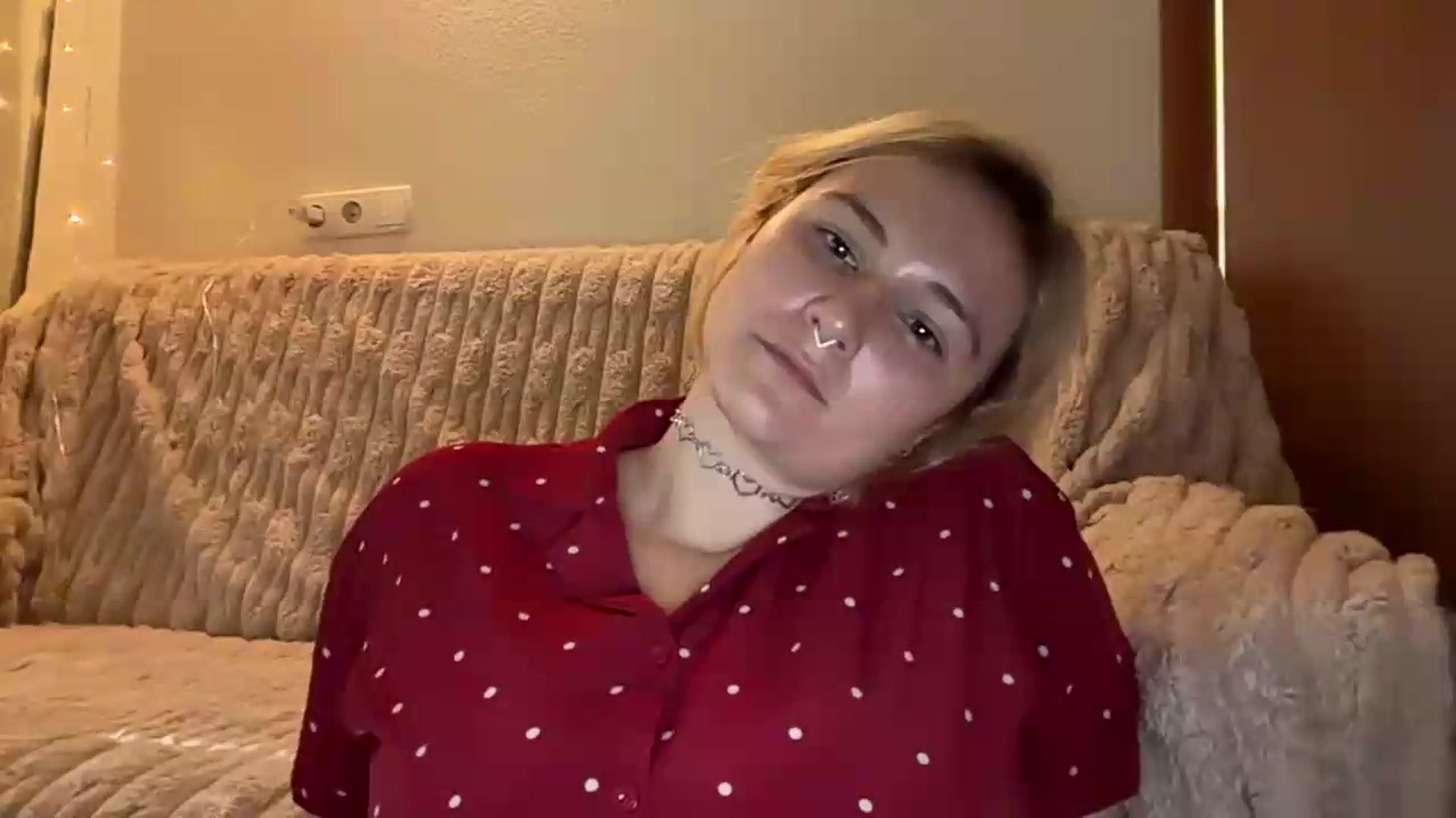 Gallery image thumbnail from EvaSmile's myfreecams stream on, 08/12/2026, 14:46 image 13 of 20