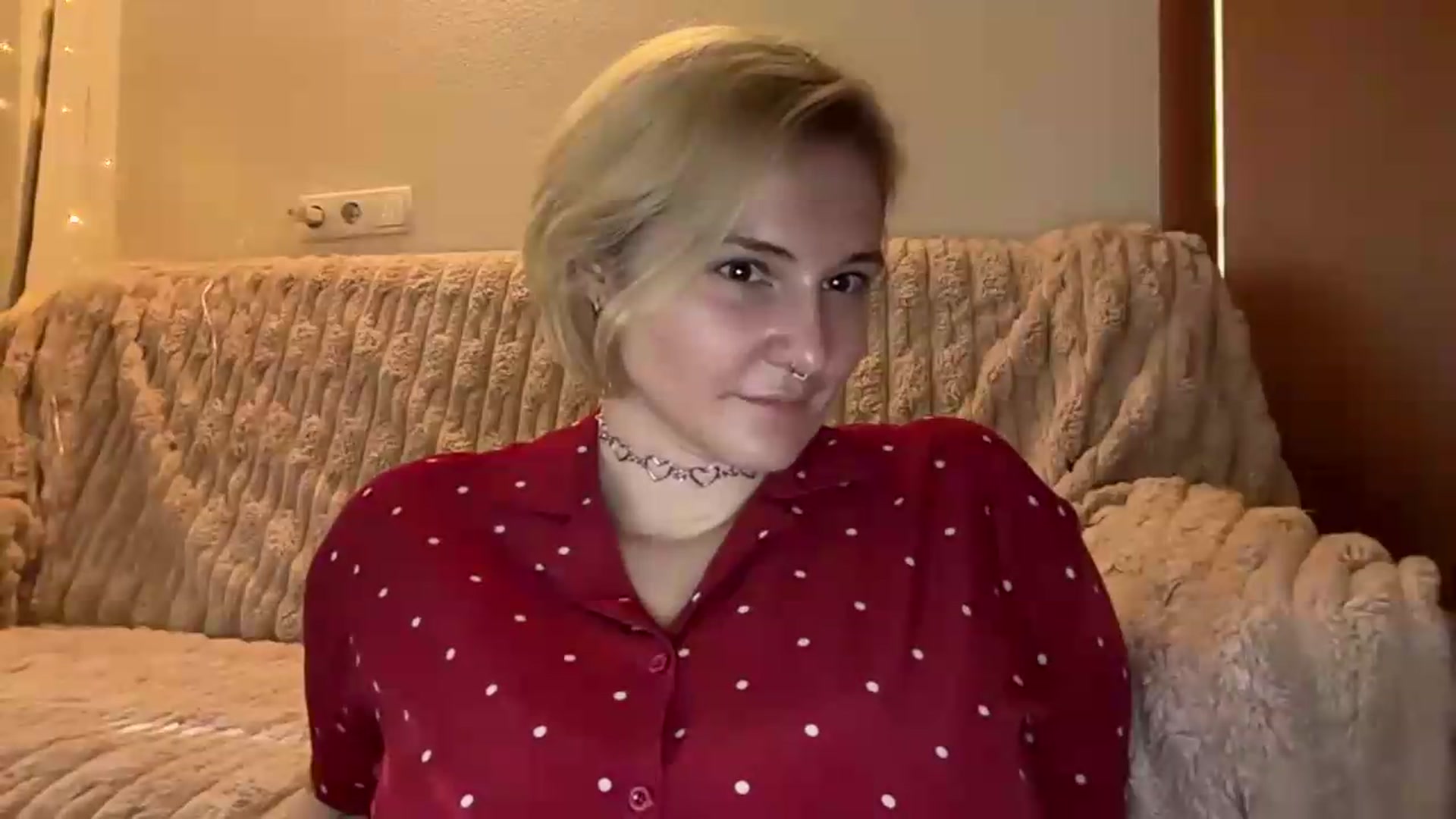 Gallery image thumbnail from EvaSmile's myfreecams stream on, 08/12/2026, 14:46 image 3 of 20