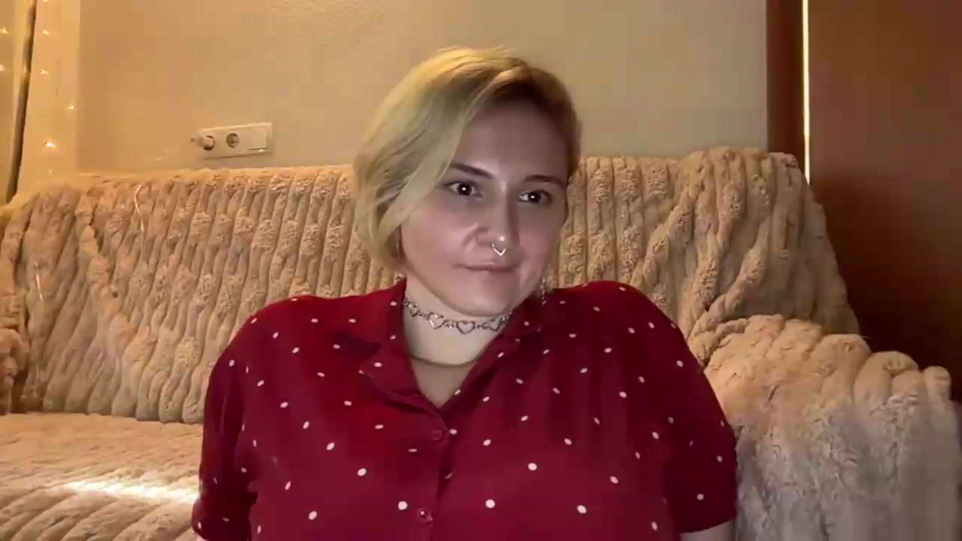 Gallery image thumbnail from EvaSmile's myfreecams stream on, 08/12/2026, 14:46 image 9 of 20
