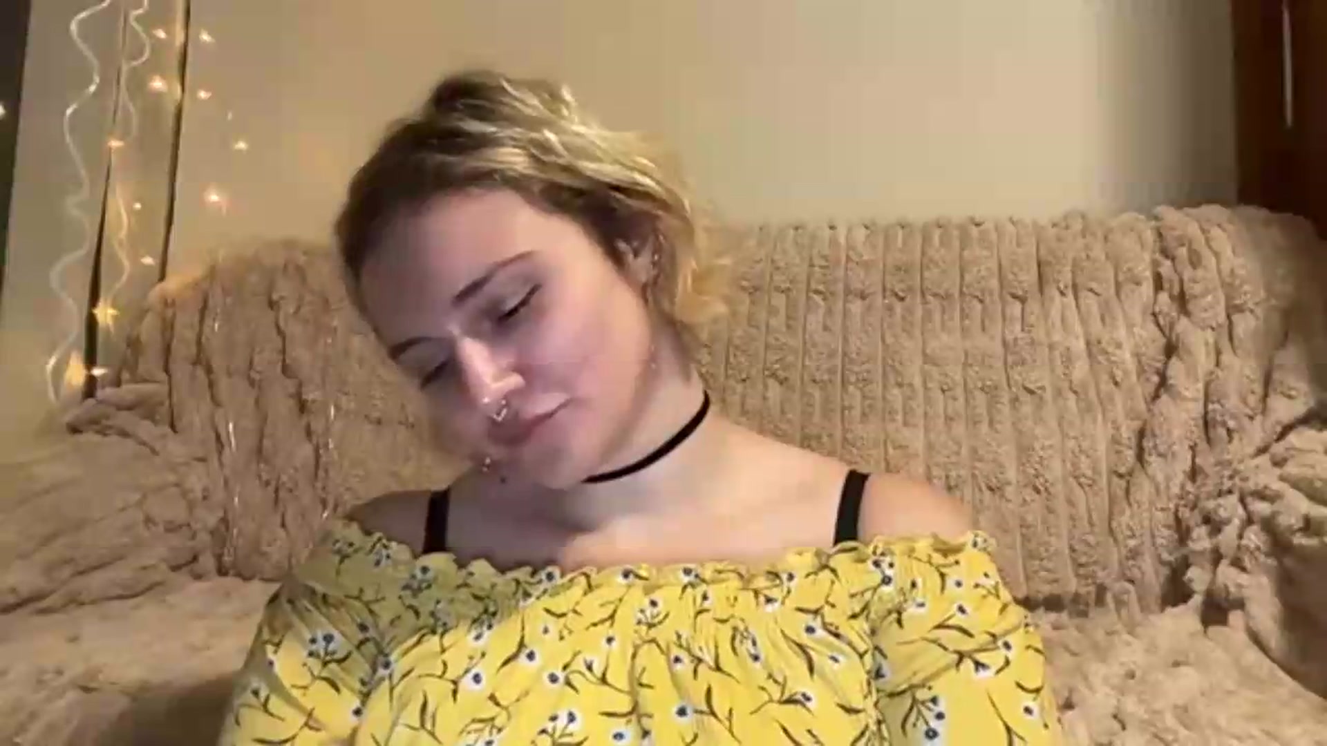 Gallery image thumbnail from EvaSmile's myfreecams stream on, 08/13/2026, 18:56 image 15 of 20