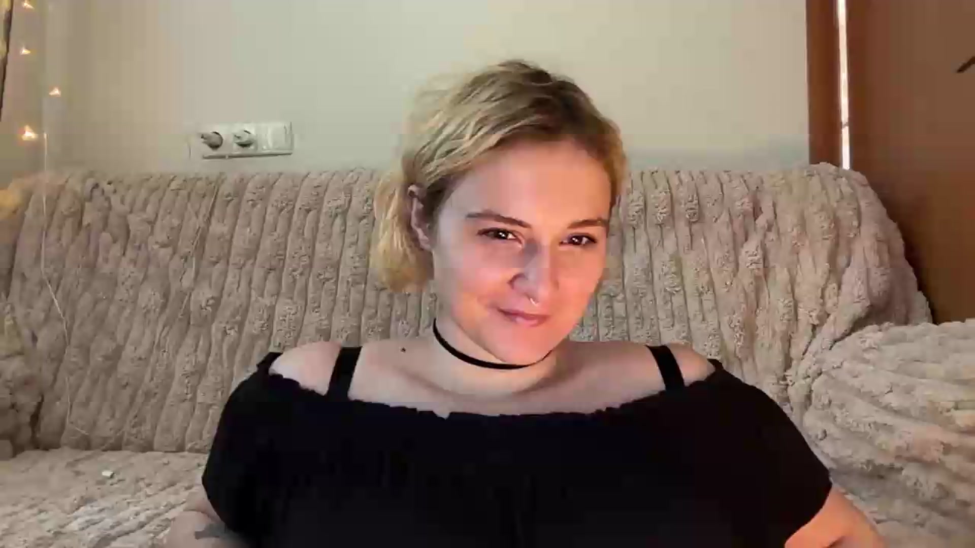 Gallery image thumbnail from EvaSmile's myfreecams stream on, 08/15/2026, 13:35 image 6 of 20