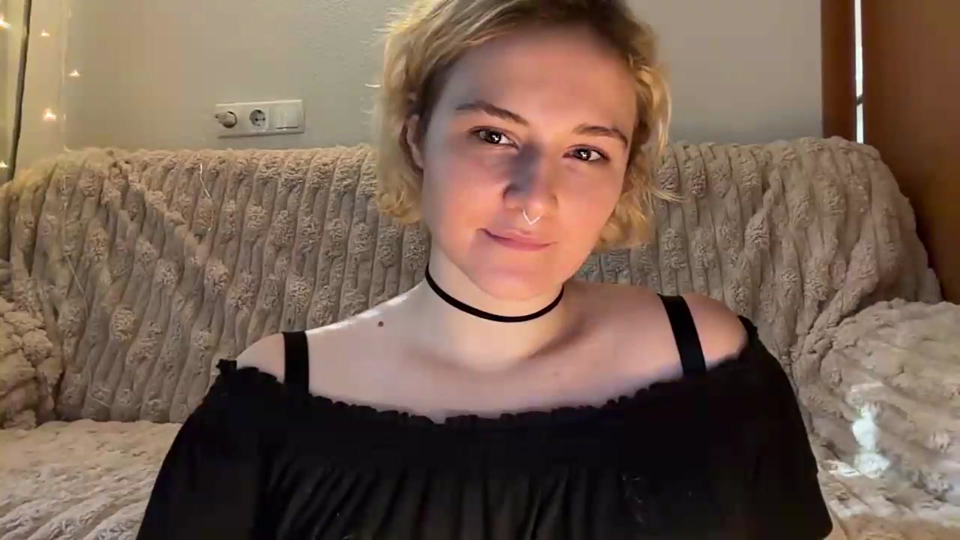 Gallery image thumbnail from EvaSmile's myfreecams stream on, 08/15/2026, 14:27 image 13 of 20