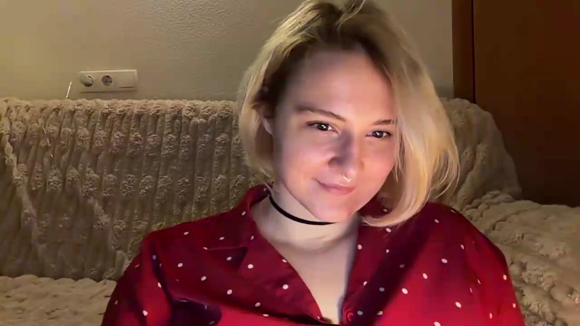 Gallery image thumbnail from EvaSmile's myfreecams stream on, 08/17/2026, 19:59 image 6 of 20