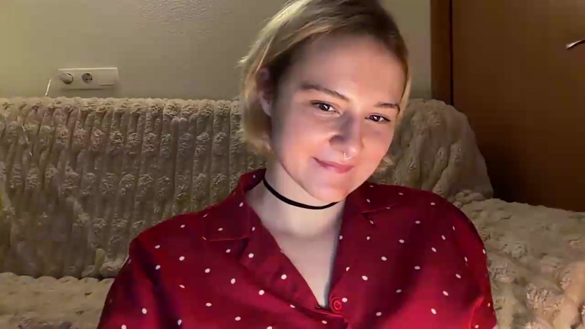 Gallery image thumbnail from EvaSmile's myfreecams stream on, 08/17/2026, 19:59 image 16 of 20