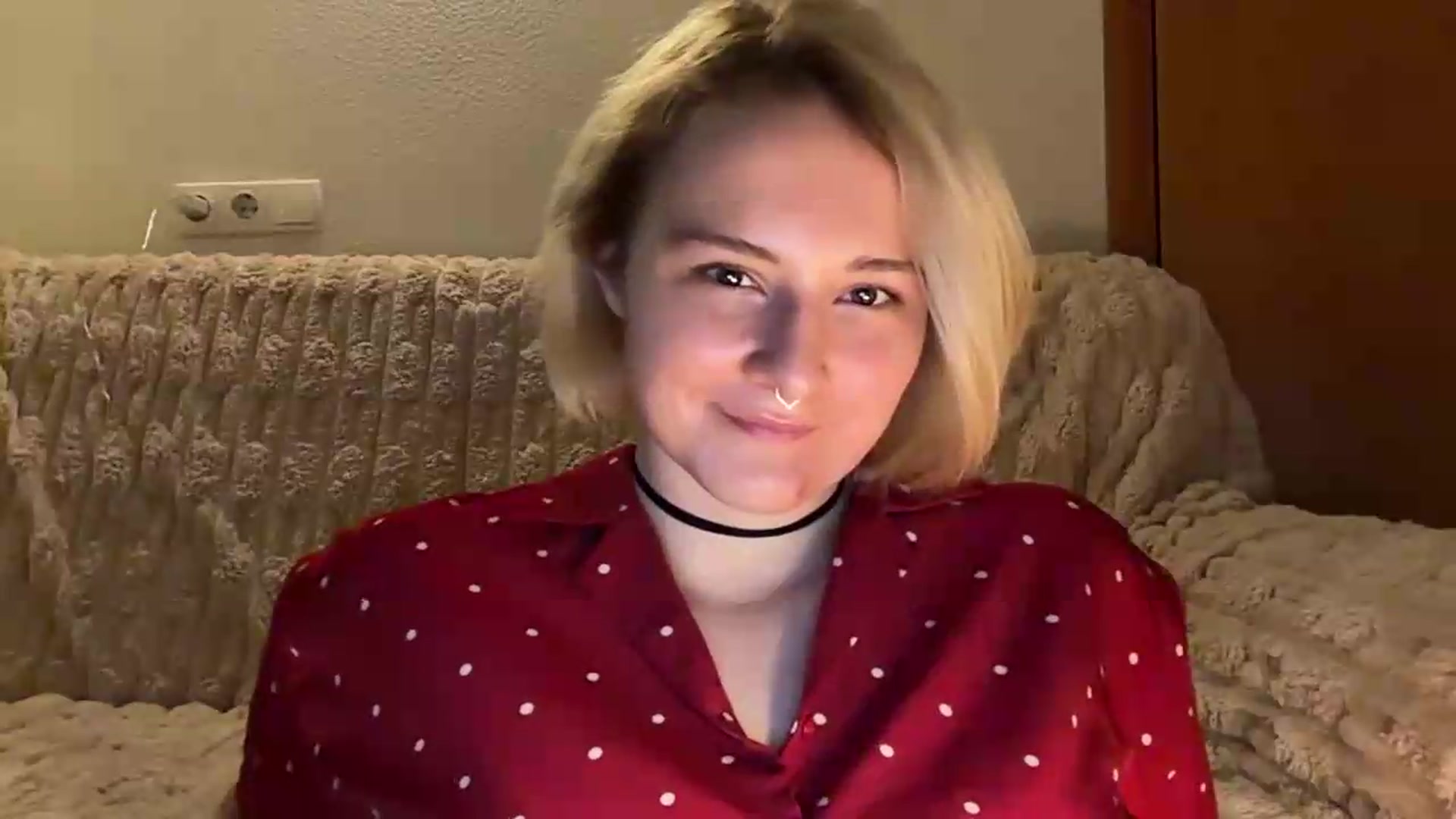 Gallery image thumbnail from EvaSmile's myfreecams stream on, 08/17/2026, 19:59 image 2 of 20