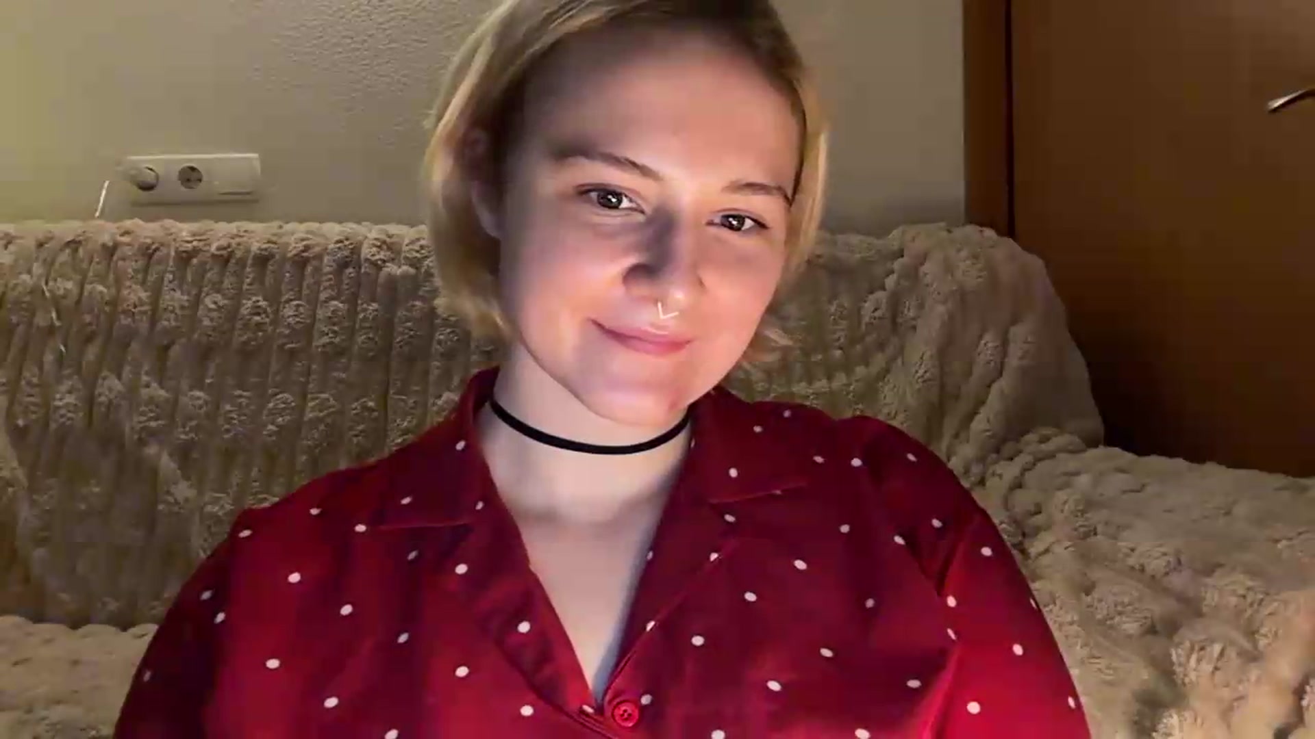 Gallery image thumbnail from EvaSmile's myfreecams stream on, 08/17/2026, 19:59 image 15 of 20