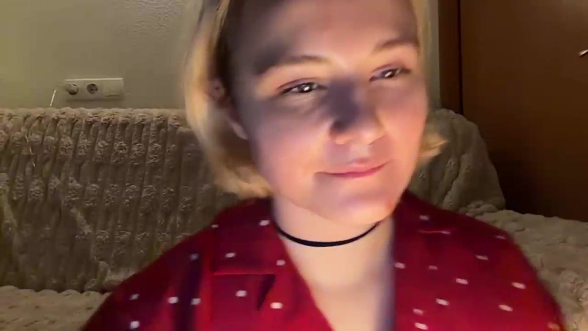 Gallery image thumbnail from EvaSmile's myfreecams stream on, 08/17/2026, 19:59 image 20 of 20