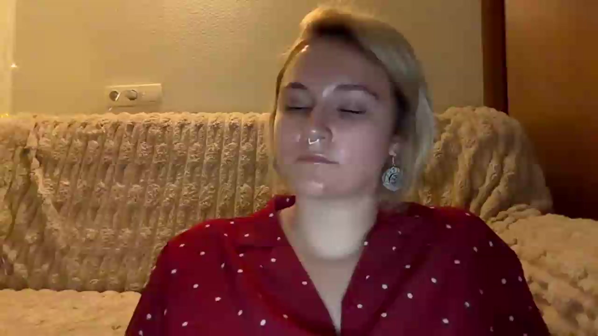 Gallery image thumbnail from EvaSmile's myfreecams stream on, 08/18/2026, 18:40 image 6 of 20
