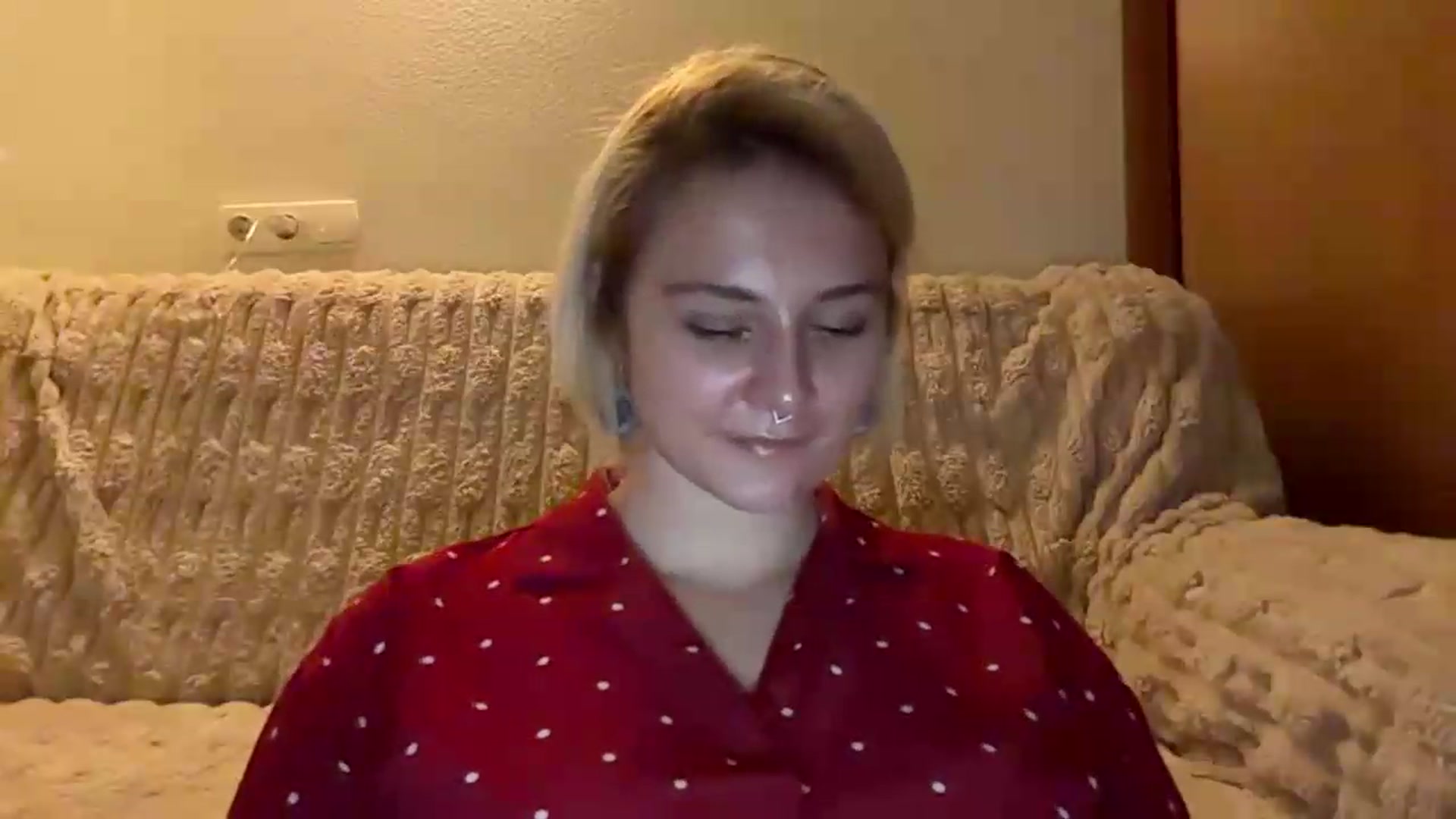 Gallery image thumbnail from EvaSmile's myfreecams stream on, 08/18/2026, 18:40 image 3 of 20