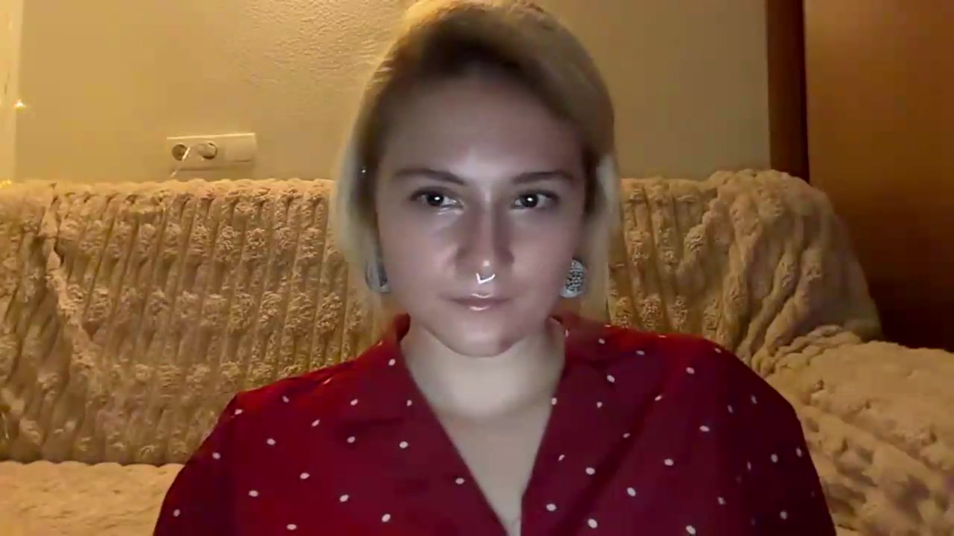 Gallery image thumbnail from EvaSmile's myfreecams stream on, 08/18/2026, 18:40 image 4 of 20