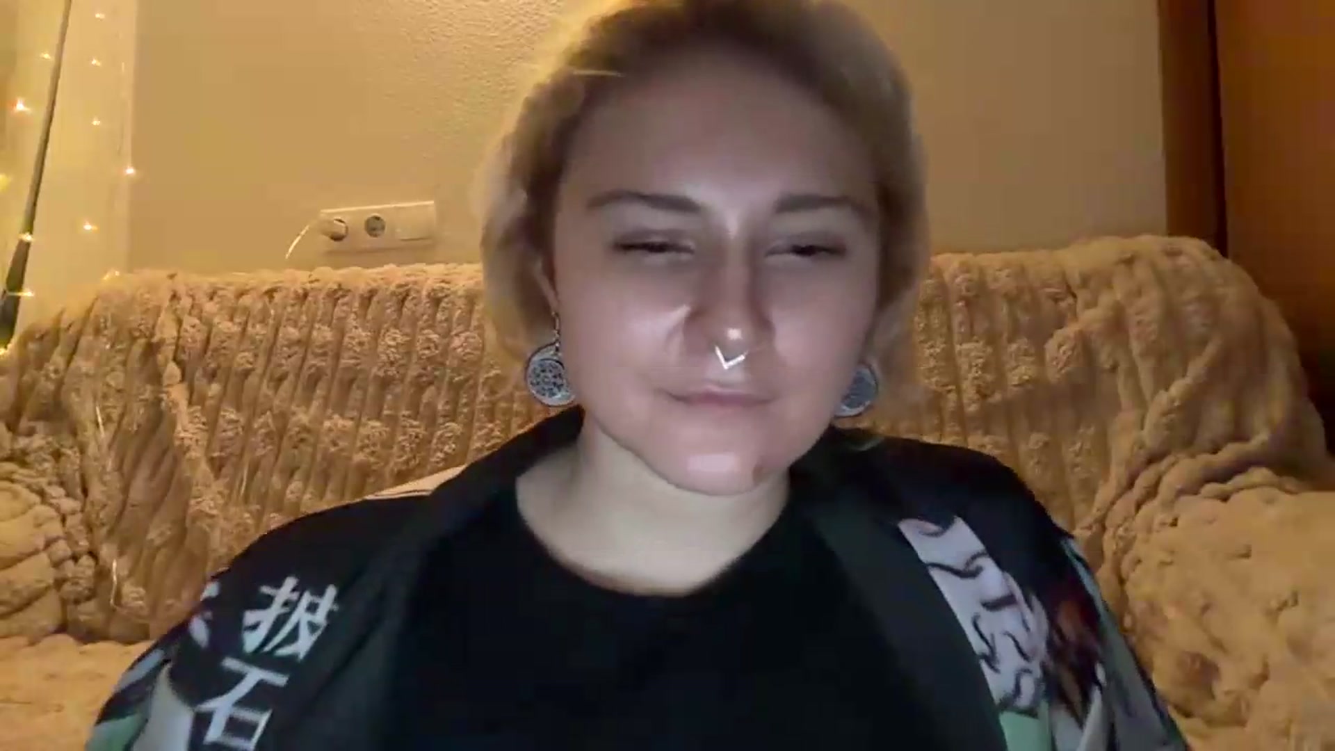 Gallery image thumbnail from EvaSmile's myfreecams stream on, 08/19/2026, 19:05 image 16 of 20