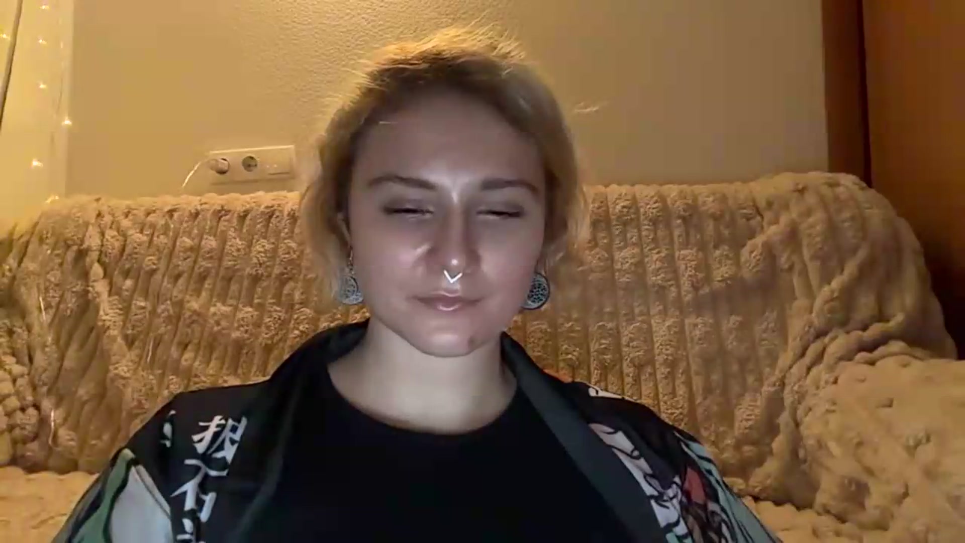 Gallery image thumbnail from EvaSmile's myfreecams stream on, 08/19/2026, 19:05 image 13 of 20