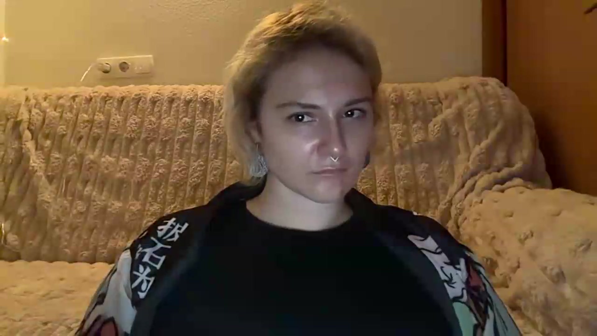 Gallery image thumbnail from EvaSmile's myfreecams stream on, 08/19/2026, 19:05 image 7 of 20
