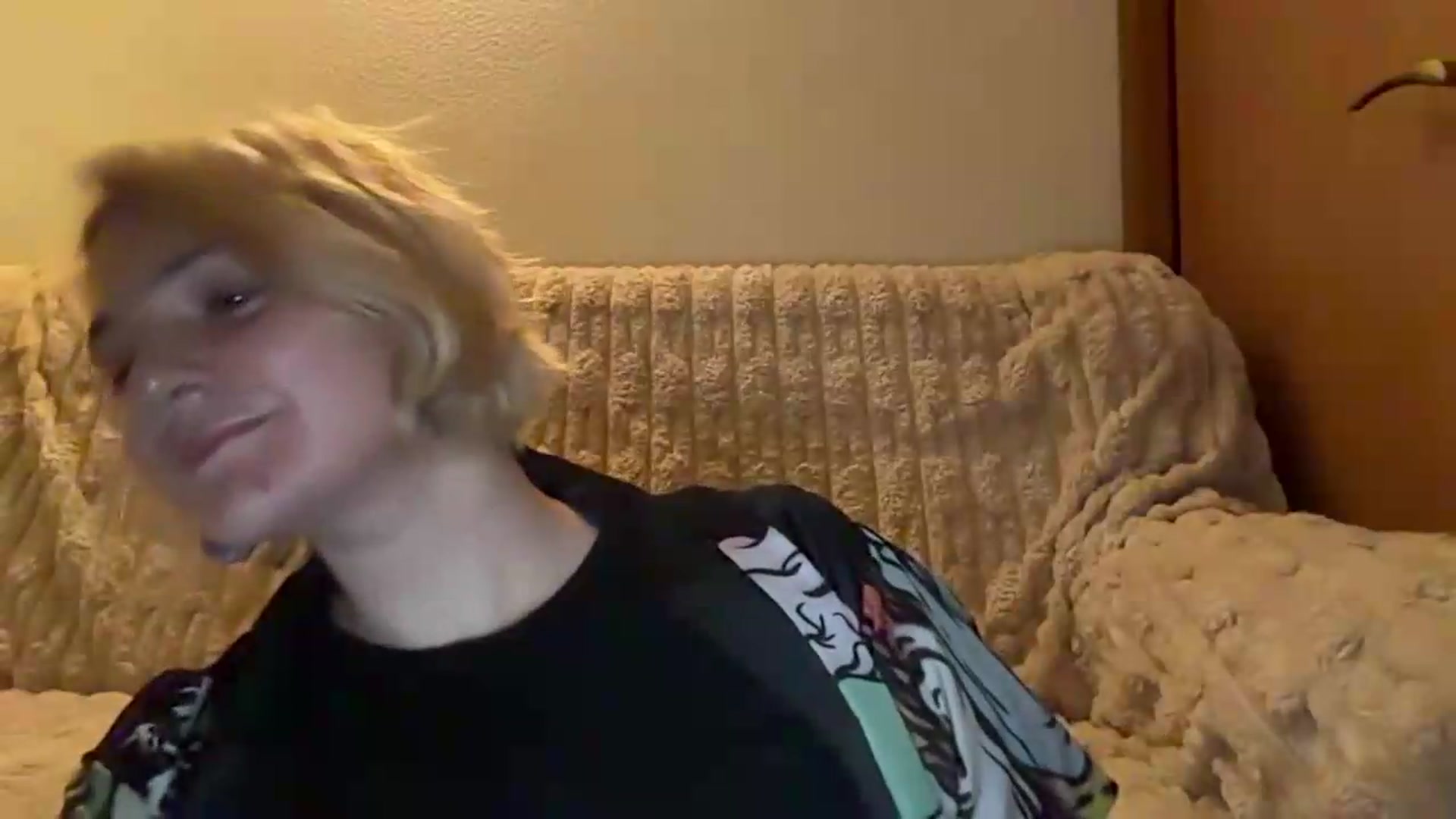 Gallery image thumbnail from EvaSmile's myfreecams stream on, 08/19/2026, 19:05 image 3 of 20