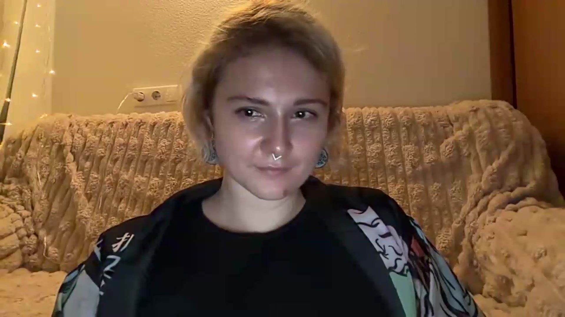 Gallery image thumbnail from EvaSmile's myfreecams stream on, 08/19/2026, 19:05 image 14 of 20