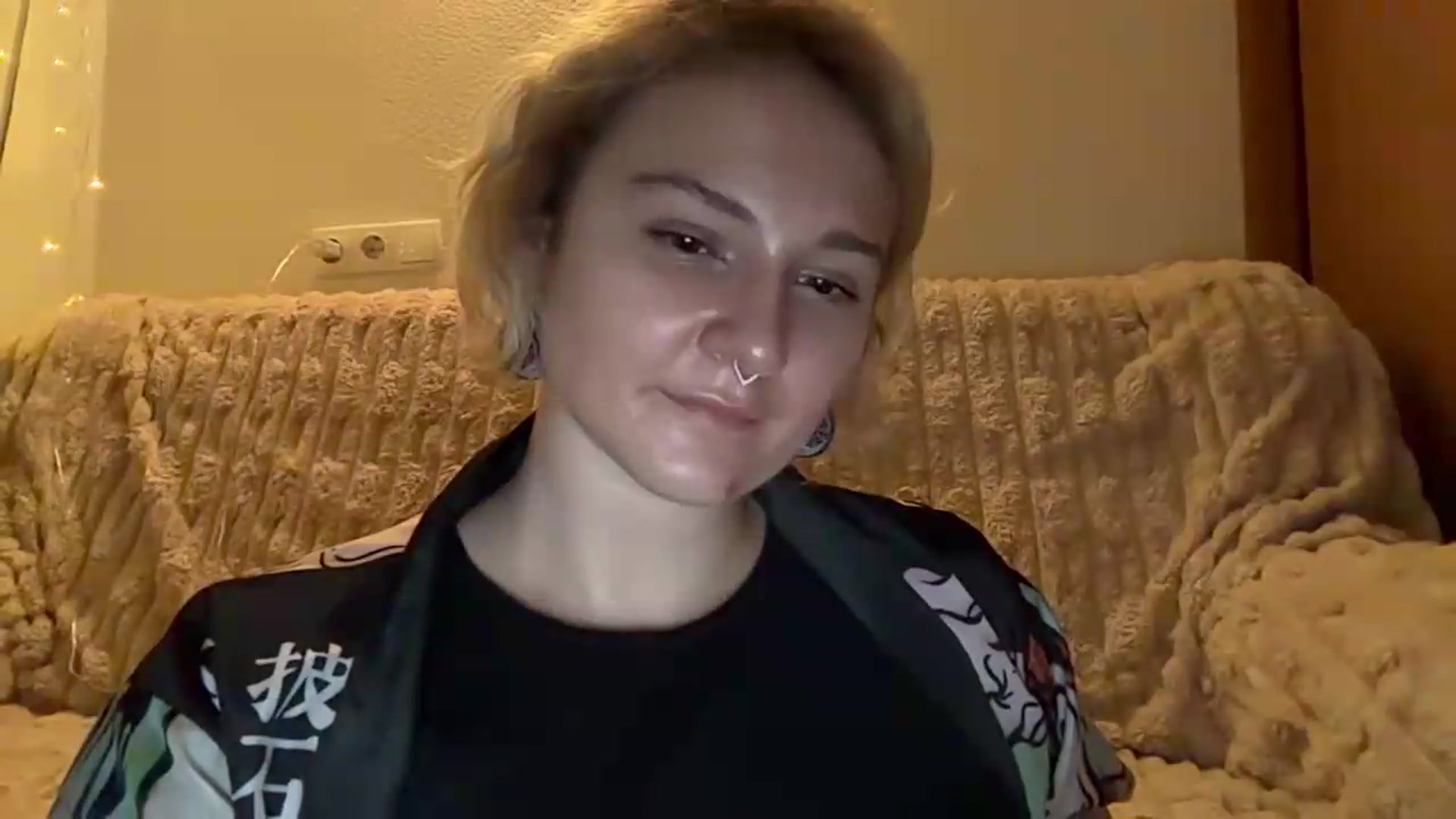 Gallery image thumbnail from EvaSmile's myfreecams stream on, 08/19/2026, 19:05 image 10 of 20