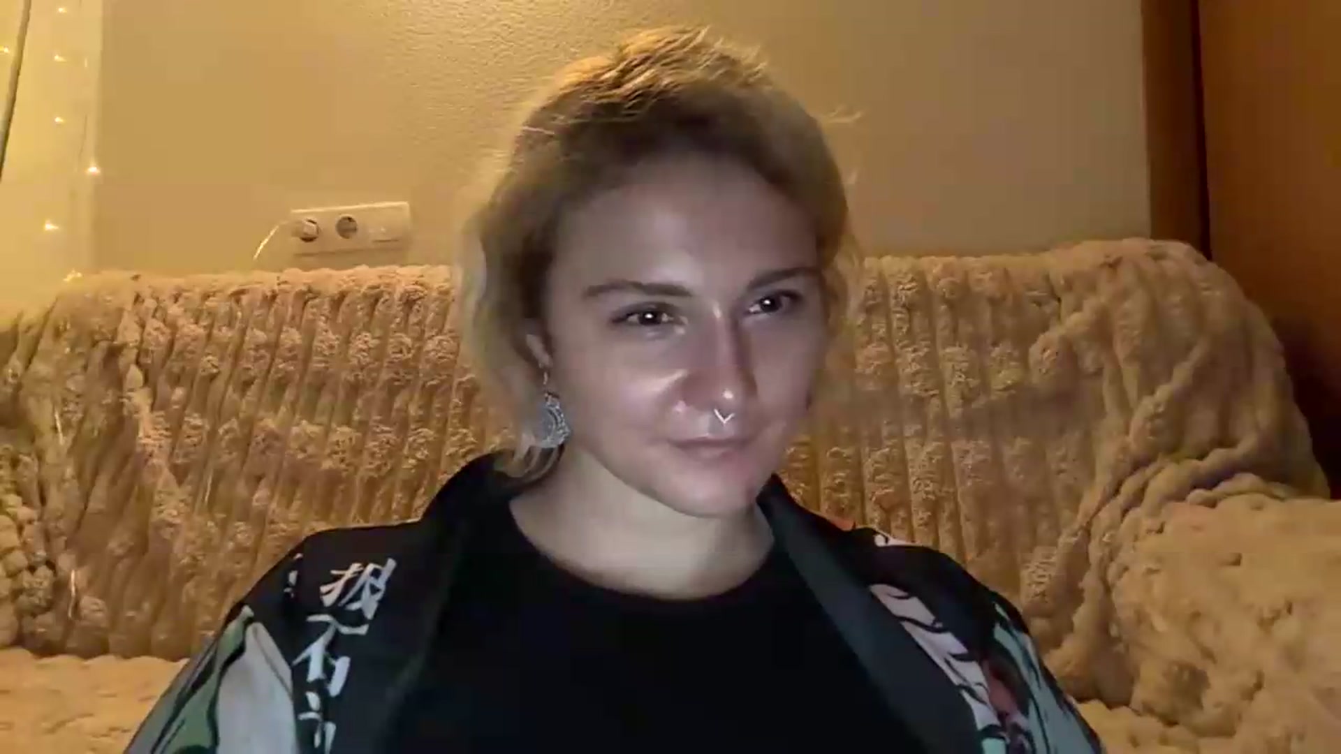 Gallery image thumbnail from EvaSmile's myfreecams stream on, 08/19/2026, 19:05 image 12 of 20