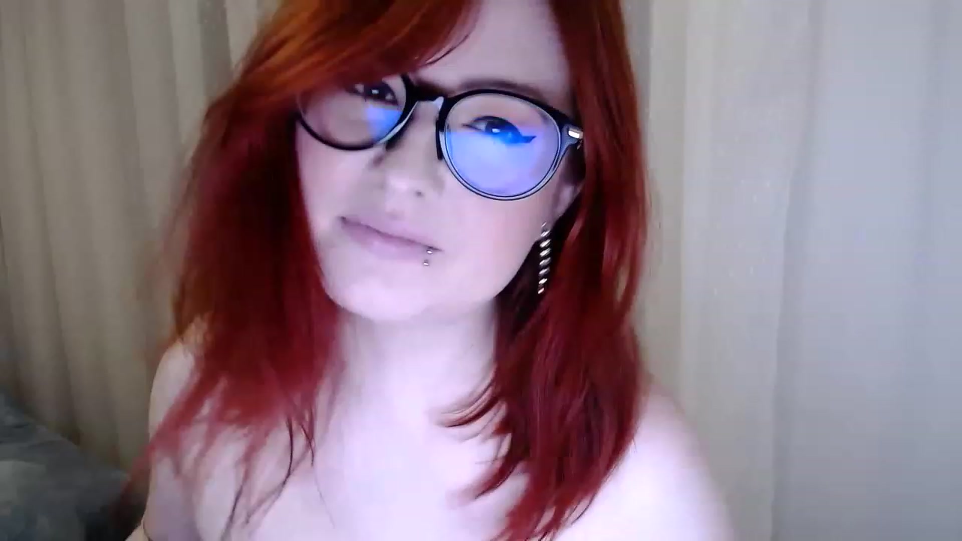 Gallery image thumbnail from EvaStar19's myfreecams stream on, 12/08/2022, 15:13 image 8 of 20