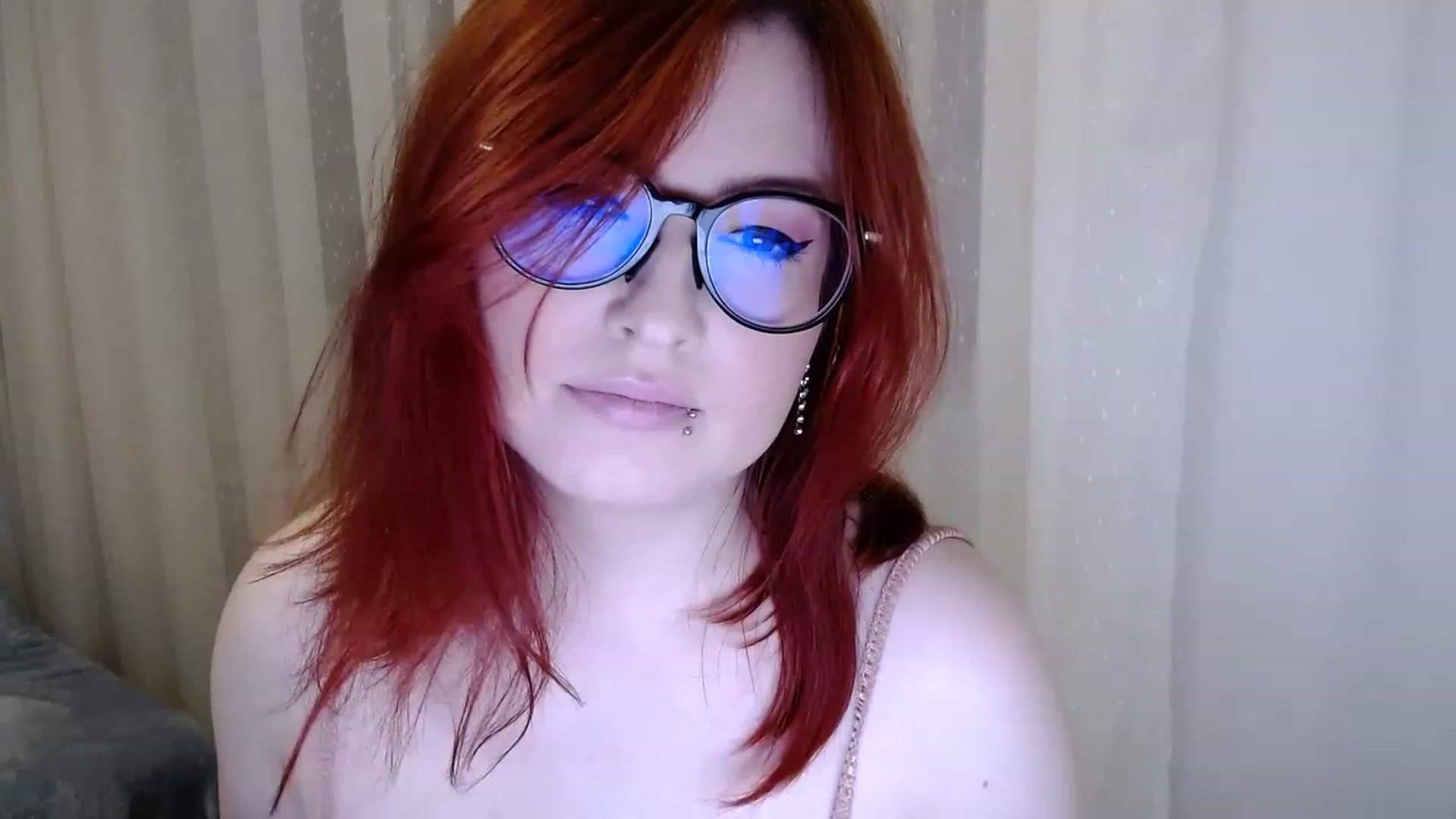 Gallery image thumbnail from EvaStar19's myfreecams stream on, 12/08/2022, 15:13 image 1 of 20