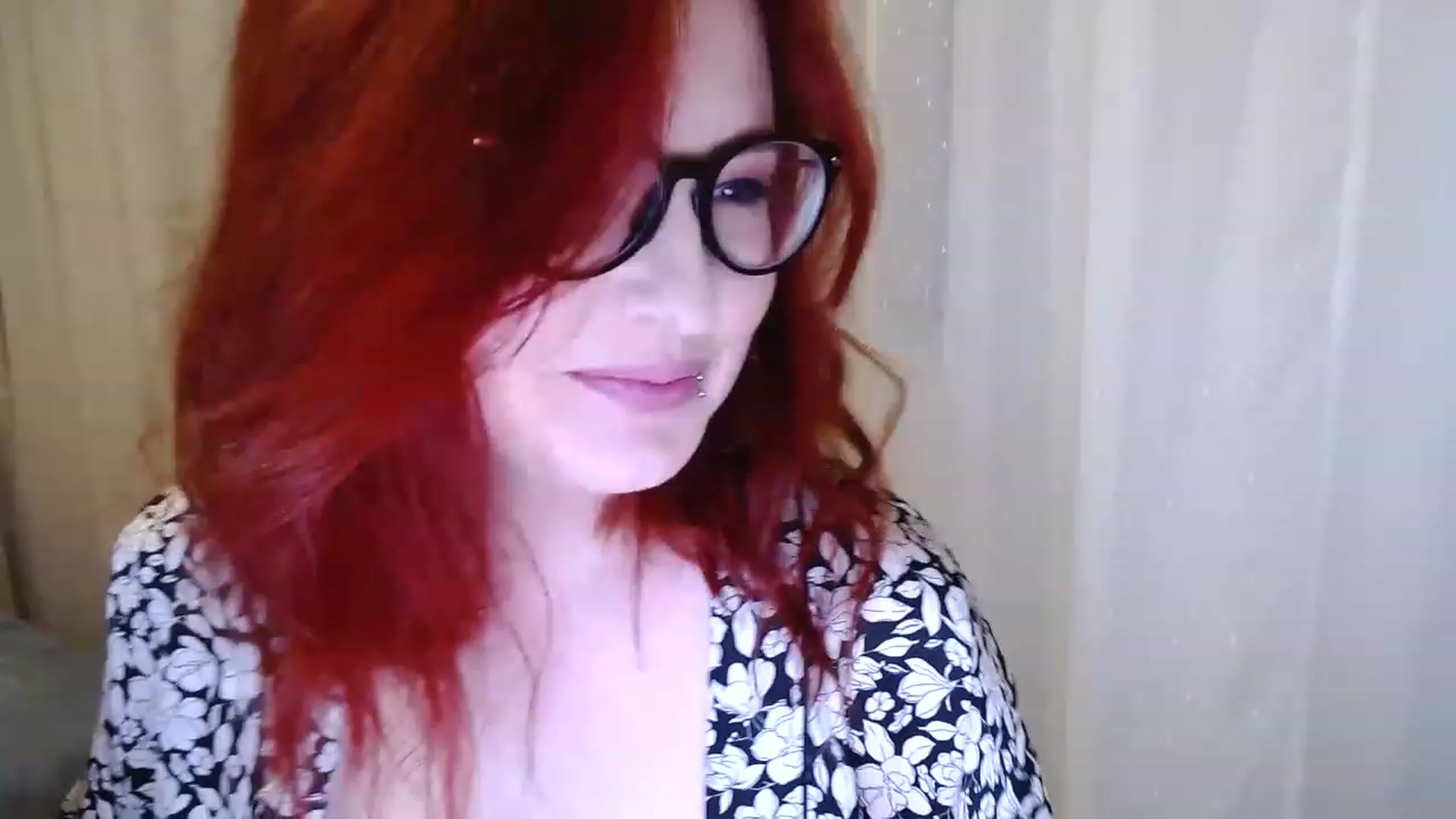 Gallery image thumbnail from EvaStar19's myfreecams stream on, 12/15/2022, 15:24 image 12 of 20