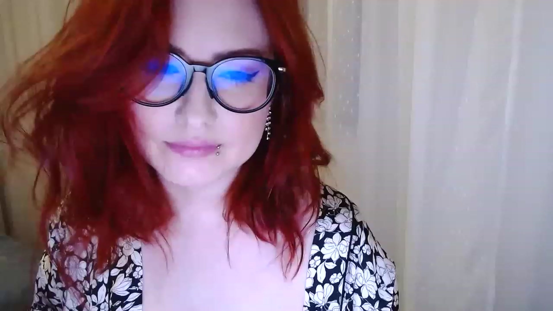 Gallery image thumbnail from EvaStar19's myfreecams stream on, 12/15/2022, 15:24 image 11 of 20