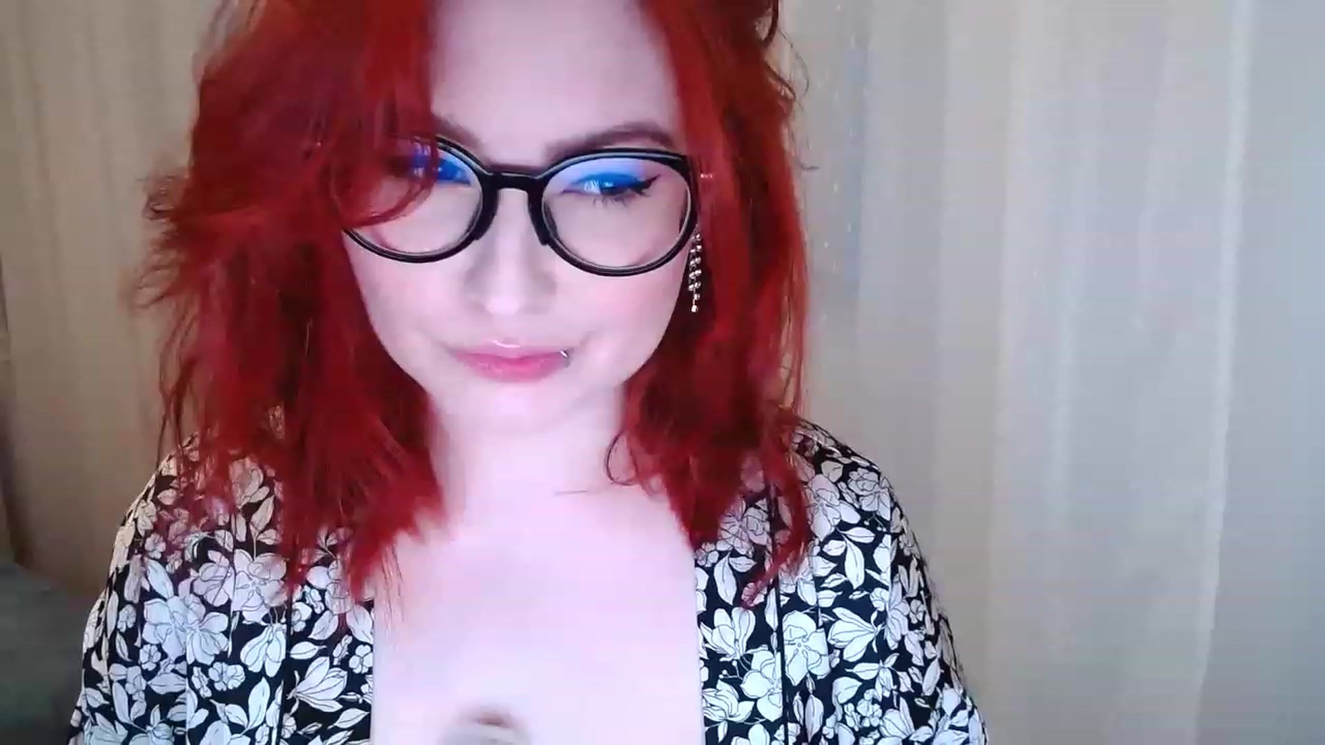 Gallery image thumbnail from EvaStar19's myfreecams stream on, 12/15/2022, 15:24 image 6 of 20