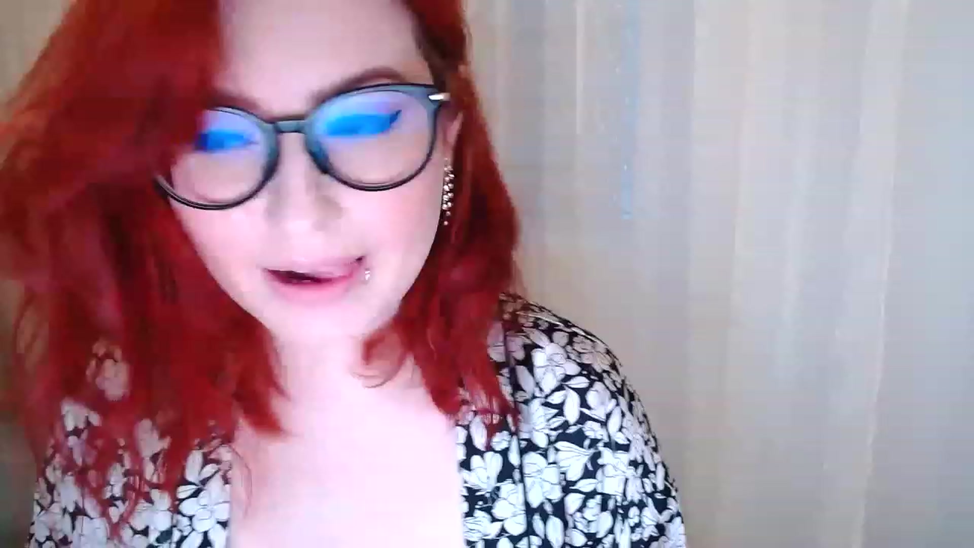 Gallery image thumbnail from EvaStar19's myfreecams stream on, 12/15/2022, 15:24 image 3 of 20
