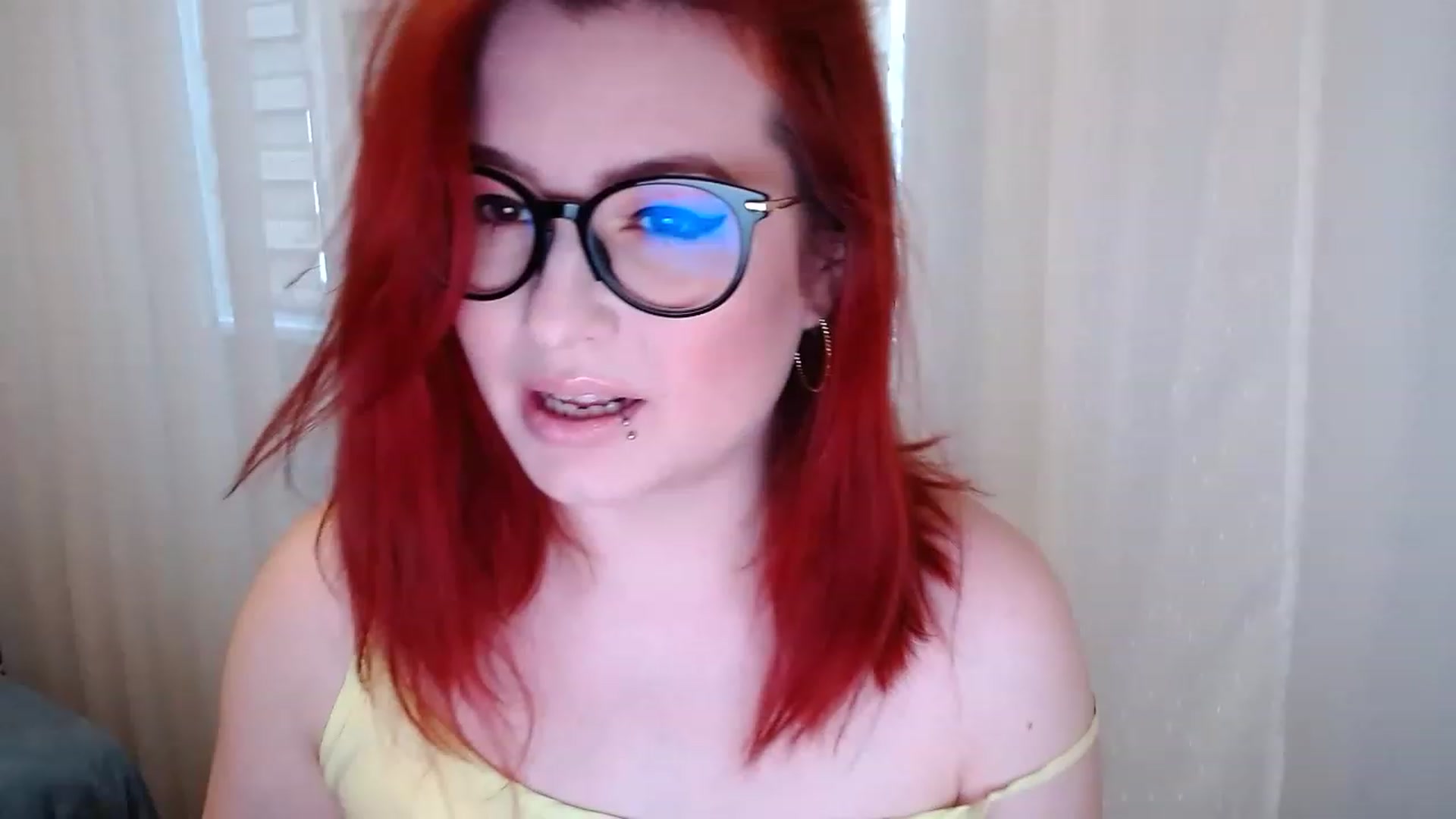 Gallery image thumbnail from EvaStar19's myfreecams stream on, 12/16/2022, 14:06 image 3 of 20