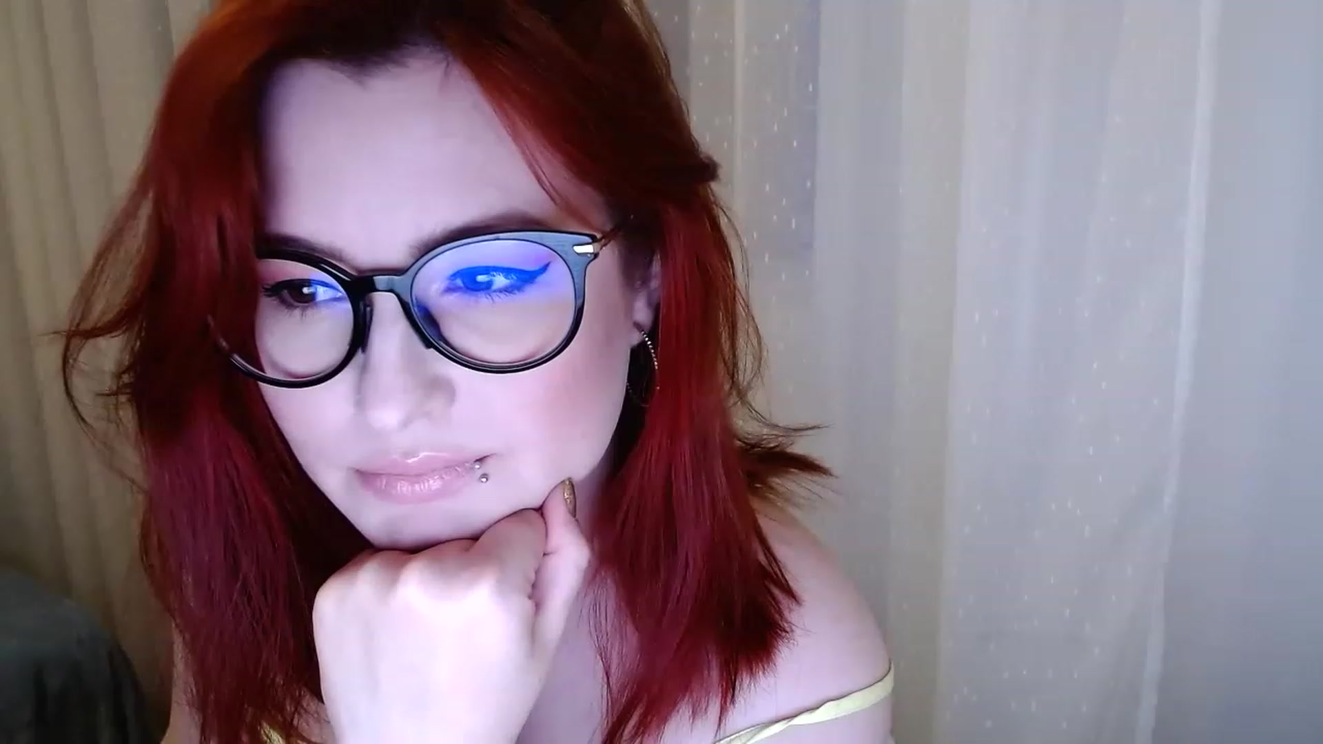 Gallery image thumbnail from EvaStar19's myfreecams stream on, 12/16/2022, 14:53 image 9 of 20